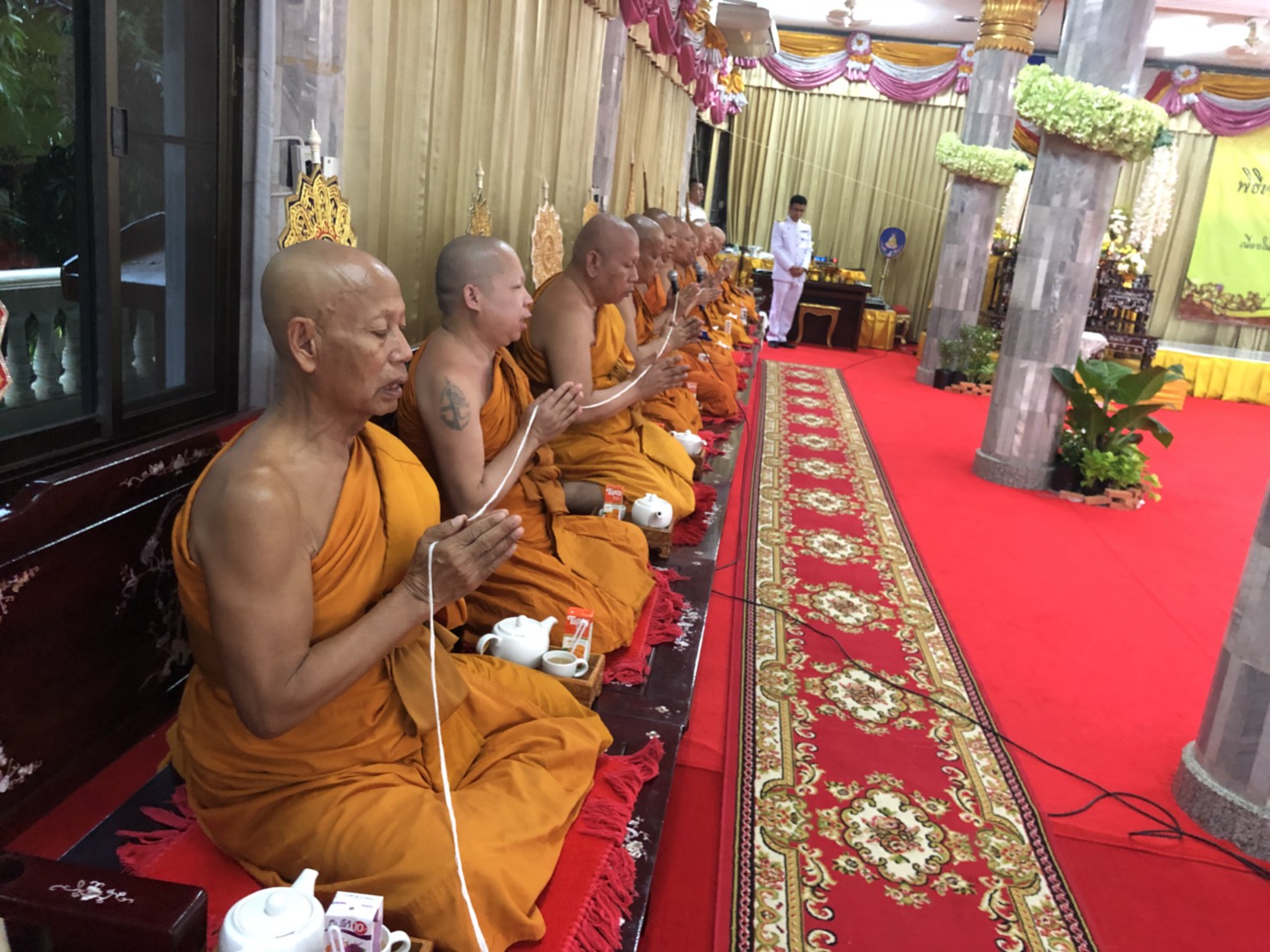 พจ.หนองคาย ร่วมพิธีเจริญพระพุทธมนต์สมโภชพระพุทธรูปสำคัญ เพื่อถวายพระราชกุศล และเฉลิมพระเกียรติ สมเด็จพระเจ้าอยู่หัวมหาวชิราลงกรณ บดินทรเทพยวรางกูร เนื่องในวันเฉลิมพระชนมพรรษา 66 พรรษา 28 กรกฎาคม 2561