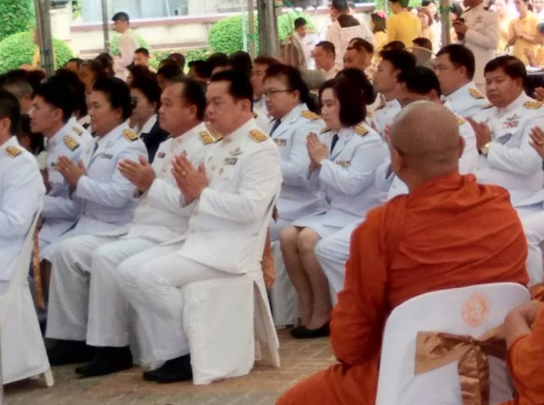 พจ.หนองคาย ร่วมในพิธีทําบุญตักบาตร ถวายพระราชกุศลพระบาทสมเด็จพระปรมินทรมหาภูมิพลอดุลยเดช บรมนาถบพิตร และถวายพระพรชัยมงคลสมเด็จพระนางเจ้าสิริกิติ์ พระบรมราชินีนาถ ในรัชกาลที่ 9 และสมเด็จพระเจ้าอยู่หัวมหาวชิราลงกรณ บดินทรเทพยวรางกูร เนื่องในวันเฉลิมพระชนมพรรษาสมเด็จพระเจ้าอยู่หัว 66 พรรษา 28 กรกฎาคม 2561