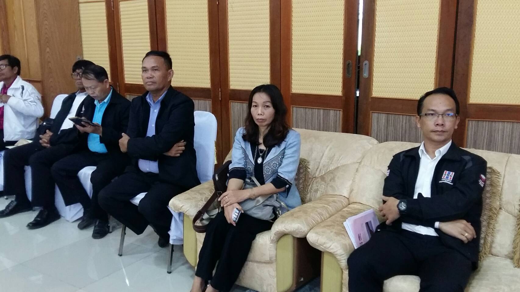 หนองคาย ..จัดประชุมเชิงปฏิบัติการ เครือข่าย กองทุนหมู่บ้าน ระดับอำเภอ เพื่อขับเคลื่อน และพัฒนาหมู่บ้าน และชุมชนอย่างยั่งยืนโดยศาสตร์ของพระราชา ตามแนวทางประชารัฐ