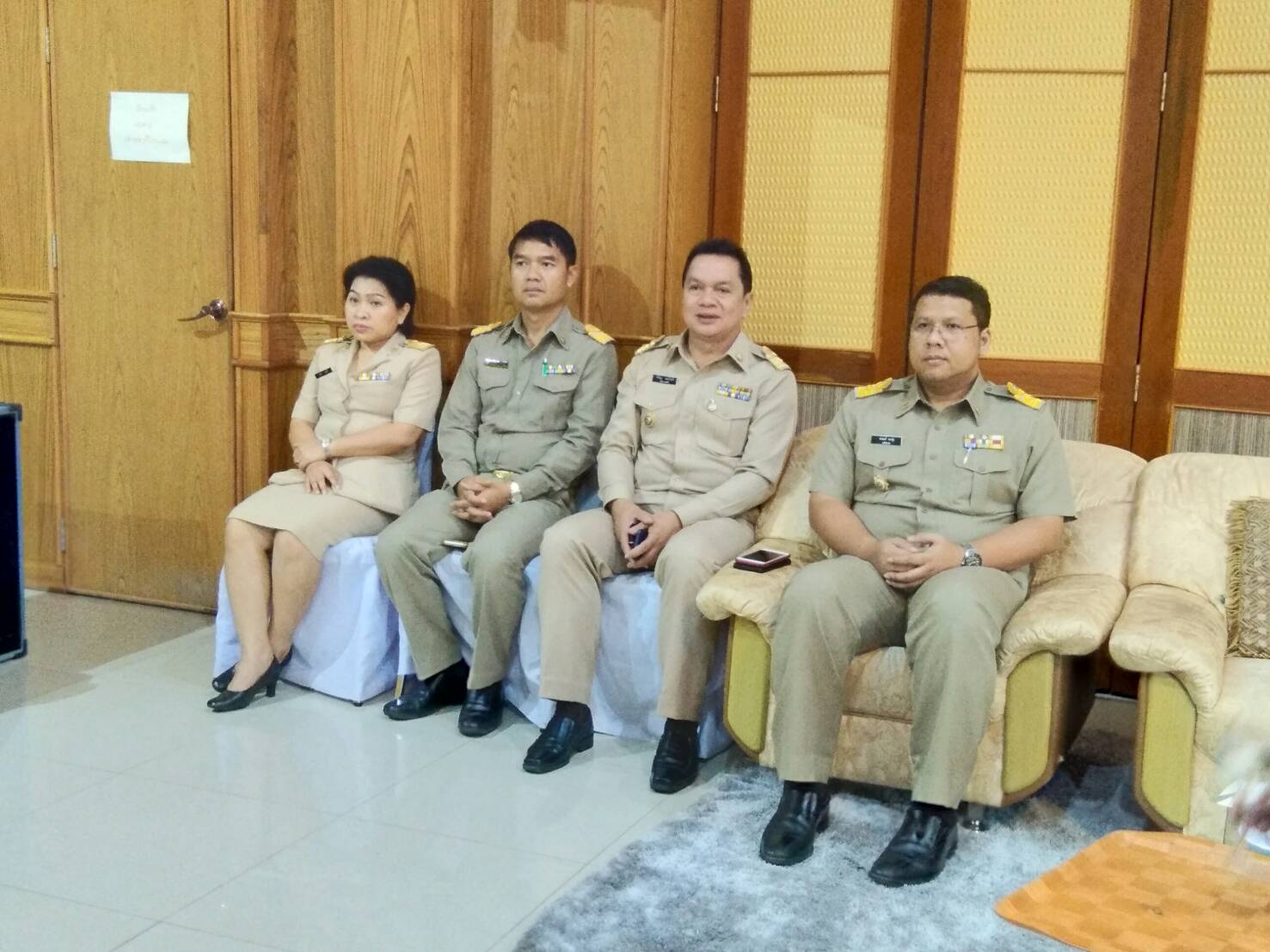 พจ.หนองคาย ร่วมพิธีเปิดอบรมเชิงปฏิบัติการยกระดับร้านค้าธงฟ้าประชารัฐสู่การเป็นโชห่วยมืออาชีพ