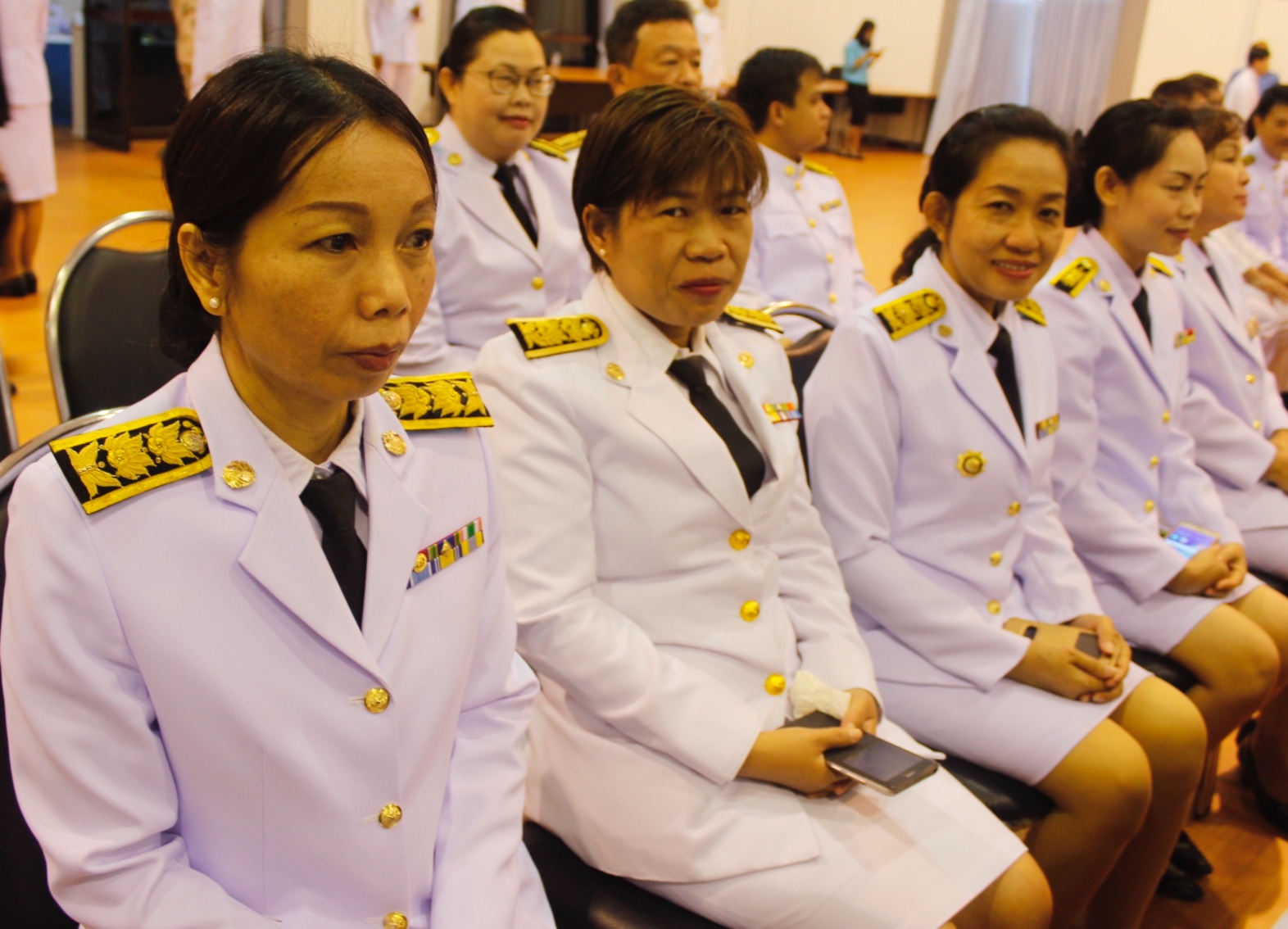 พช.หนองคาย ร่วมพิธีลงนามถวายพระพรชัยมงคล สมเด็จพระนางเจ้าสิริกิติ์ พระบรมราชินีนาถ ในรัชกาลที่ 9 เนื่องในโอกาสวันเฉลิมพระชนมพรรษา 86 พรรษา 12 สิงหาคม 2561 ณ หอประชุมประจักษศิลปาคม ศาลากลางจังหวัดหนองคาย