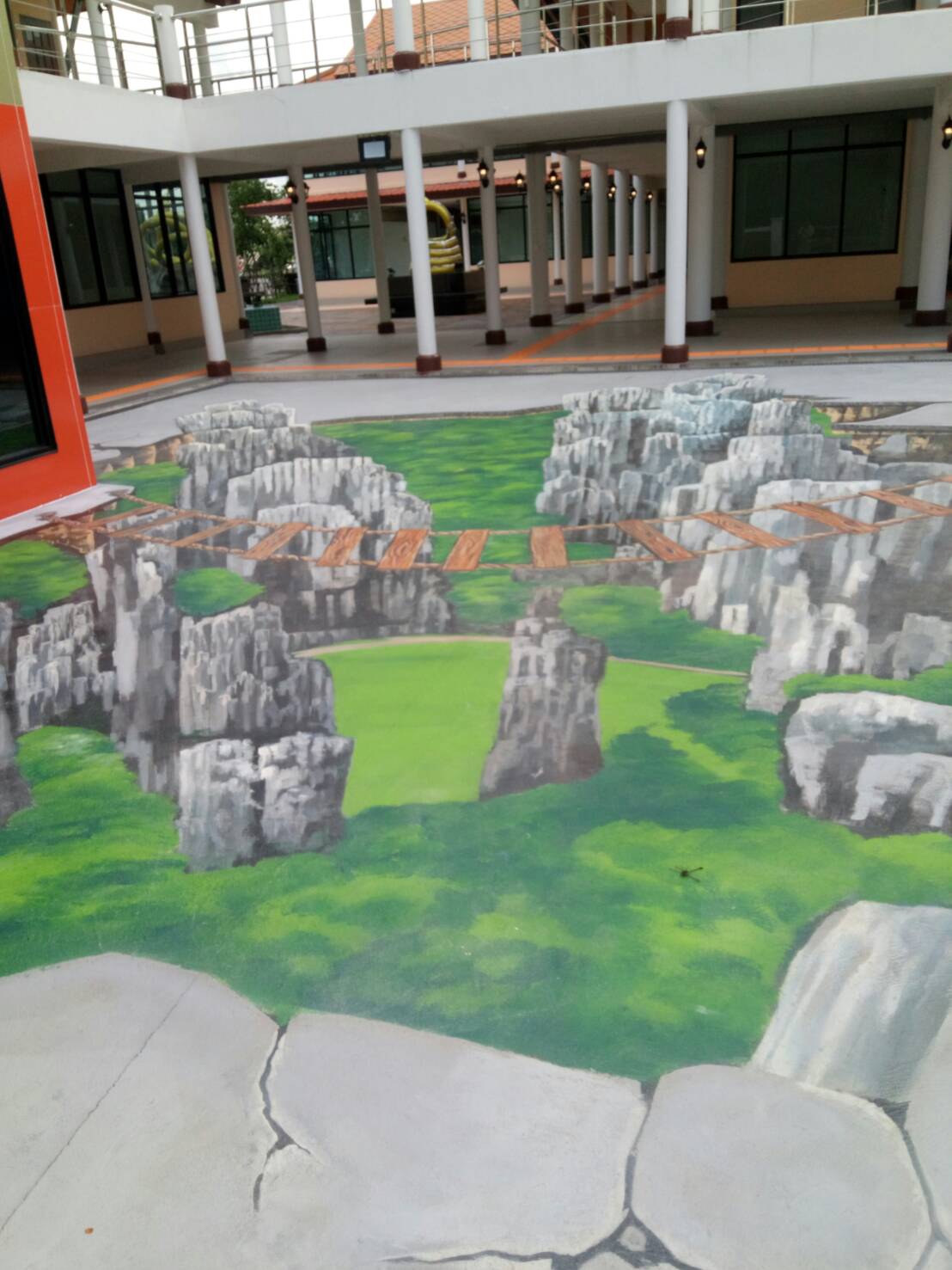 พัฒนาชุมชนหนองคาย ตรวจรับงานโครงการปรับปรุง ศูนย์ otop. ร่วมกับคณะกรรมการ ณ ศูนย์ otop จังหวัดหนองคาย