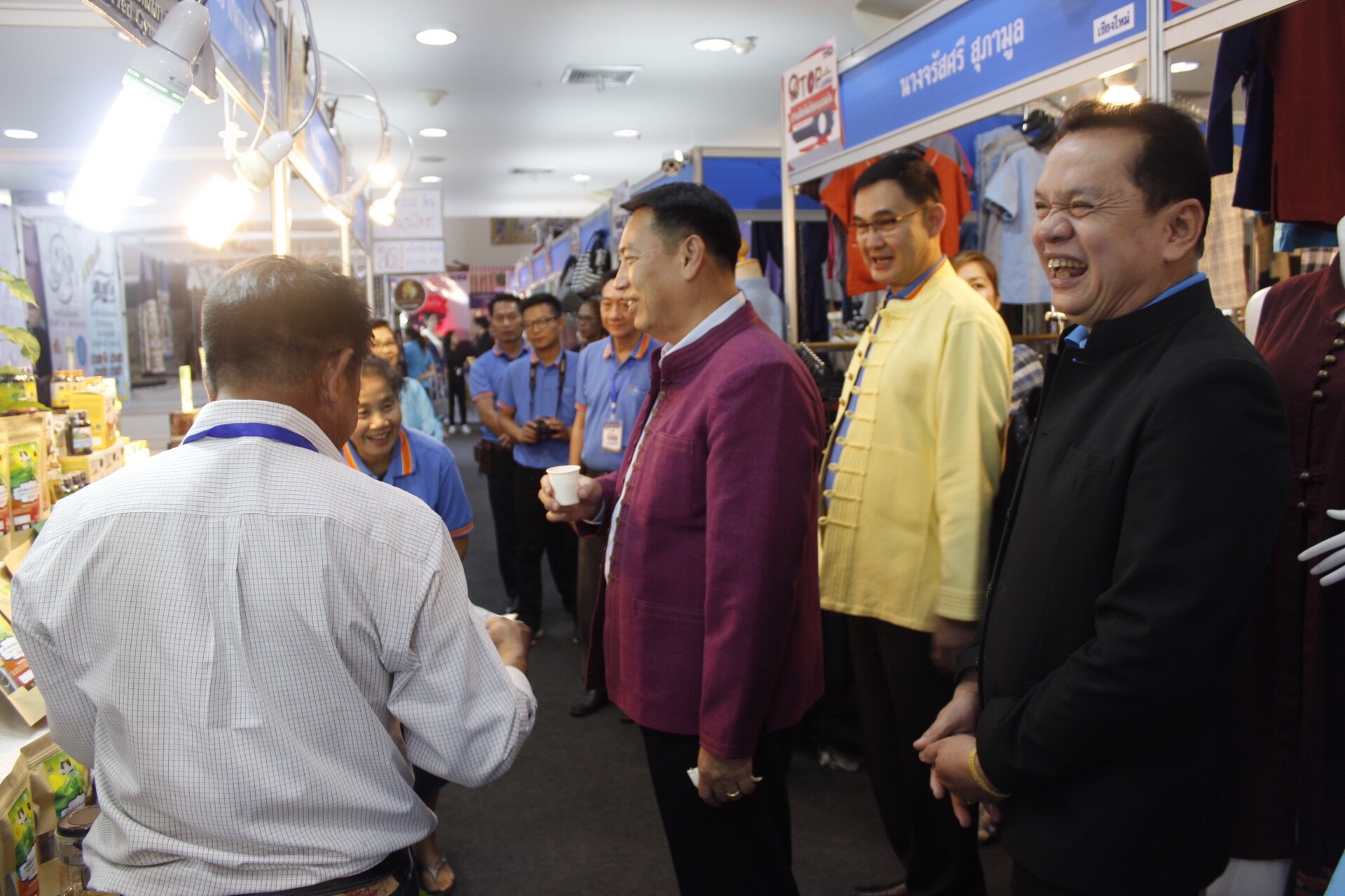 รองผู้ว่าราชการจังหวัดหนองคาย เปิดงาน “OTOP LANNA สานสัมพันธ์สองแผ่นดิน”