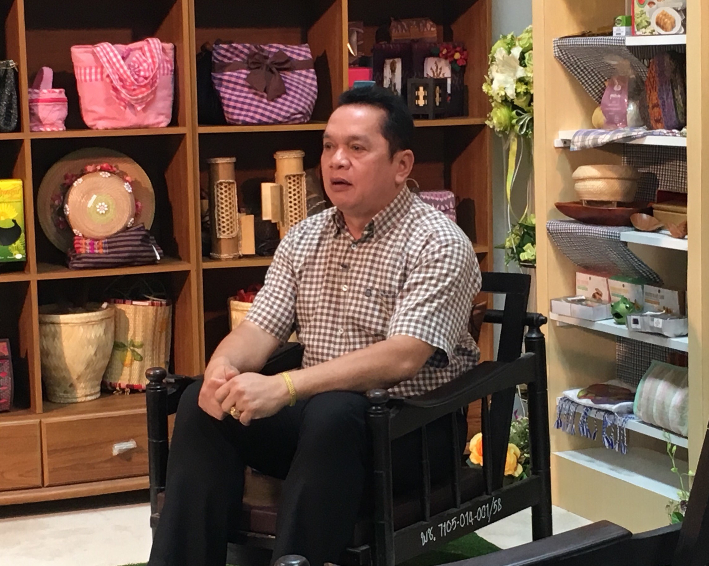 ดร.วทัญญู แสนใจวุฒิ พัฒนาการจังหวัดหนองคาย ให้สัมภาษณ์ เพื่อประชาสัมพันธ์ผลิตภัณฑ์เด่น และเชื่อมโยงแหล่งจำหน่ายผลิตภัณฑ์ และเส้นทางท่องเที่ยวของจังหวัดหนองคาย