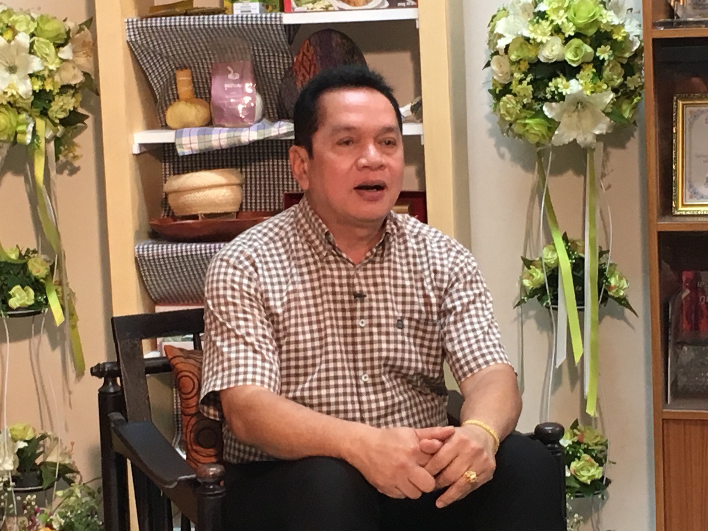 ดร.วทัญญู แสนใจวุฒิ พัฒนาการจังหวัดหนองคาย ให้สัมภาษณ์ เพื่อประชาสัมพันธ์ผลิตภัณฑ์เด่น และเชื่อมโยงแหล่งจำหน่ายผลิตภัณฑ์ และเส้นทางท่องเที่ยวของจังหวัดหนองคาย