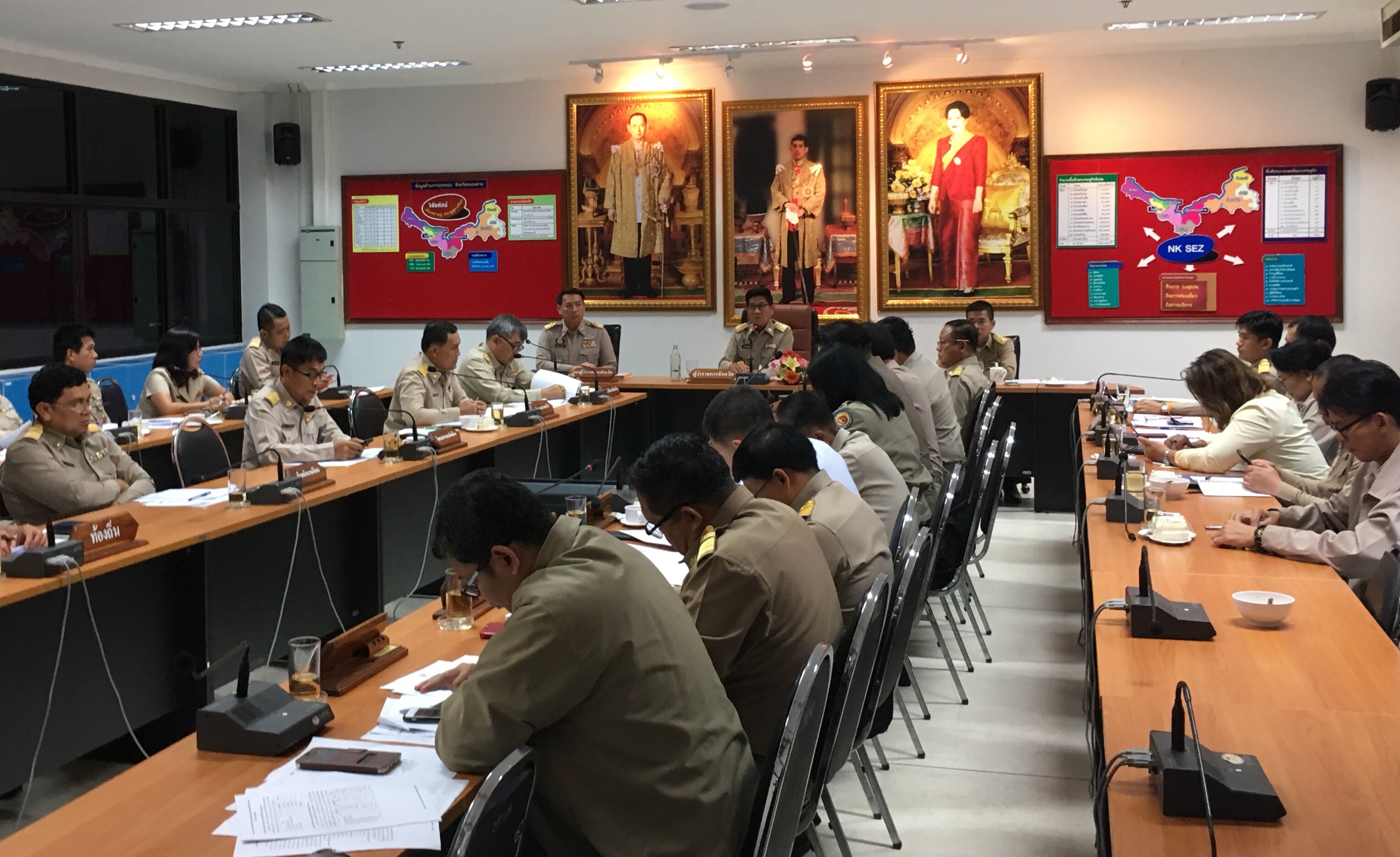 พจ.หนองคาย มอบหมายผู้ช่วยฯส่งเสริมฯ ประชุมนายอำเภอและหัวหน้าส่วนราชการสังกัดกระทรวงมหาดไทย ครั้งที่ 8/2561