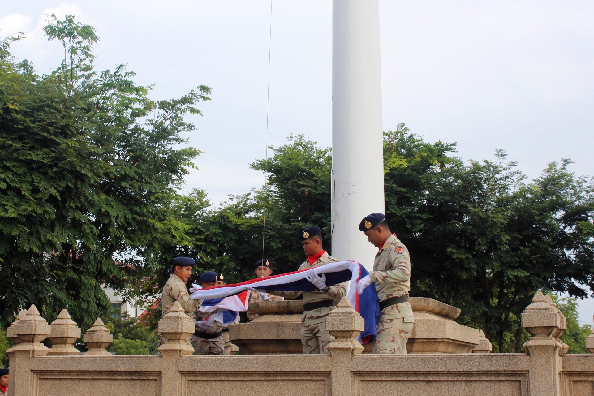พช.หนองคาย… ร่วมกิจกรรมเชิญธงชาติไทย และร้องเพลงชาติไทย เนื่องในวันพระราชทานธงชาติไทย ( Thai National Flag Day) วันที่ ๒๘ กันยายน