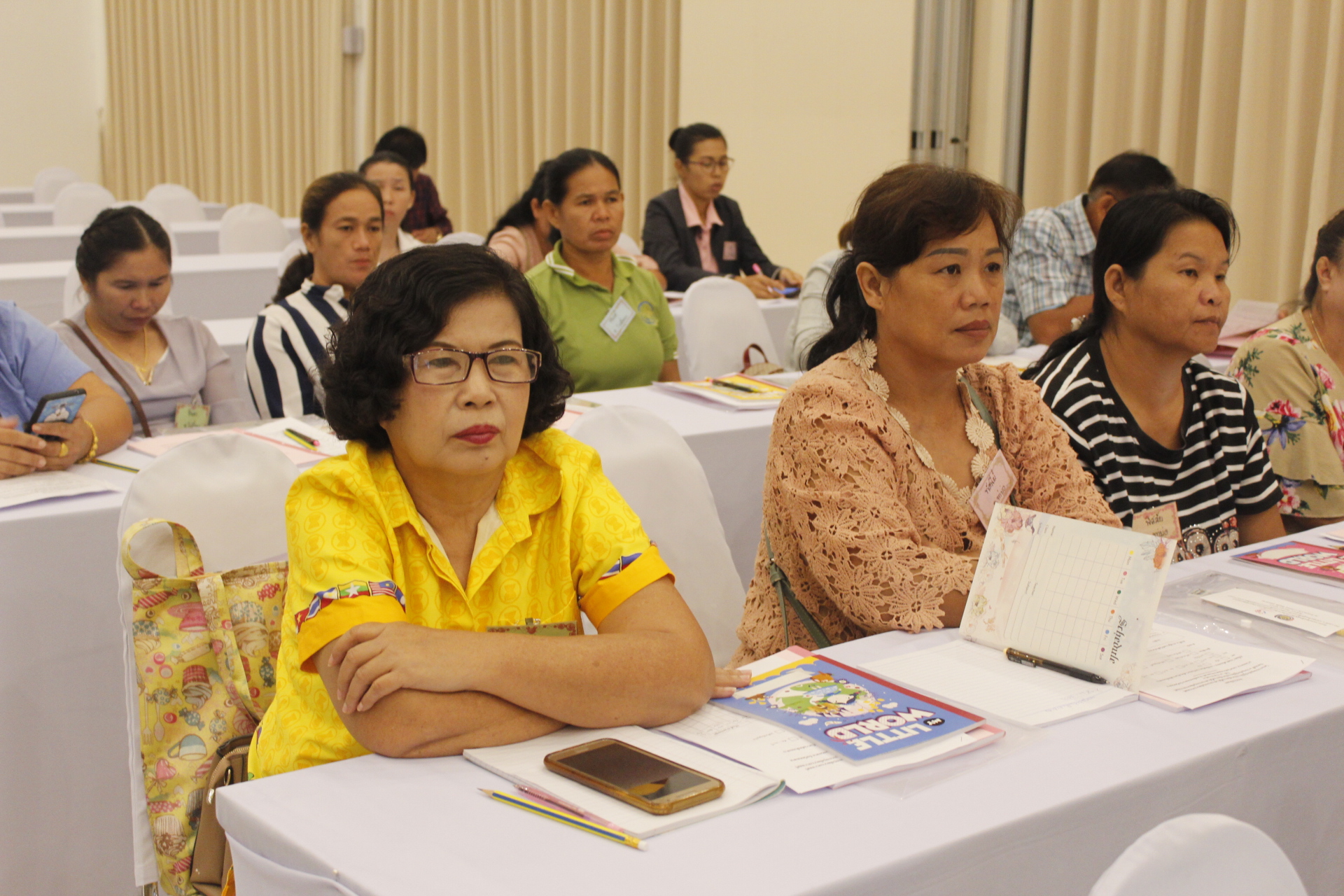 หนองคาย ดำเนินโครงการประชุมเชิงปฏิบัติการบริหารจัดการหนี้ค้างชำระ กองทุนพัฒนาบทบาทสตรี