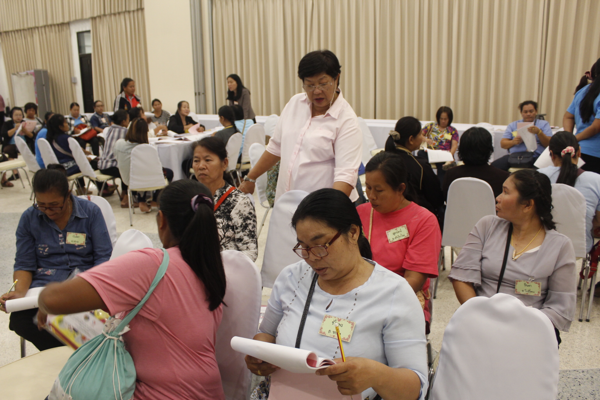 หนองคาย ดำเนินโครงการประชุมเชิงปฏิบัติการบริหารจัดการหนี้ค้างชำระ กองทุนพัฒนาบทบาทสตรี