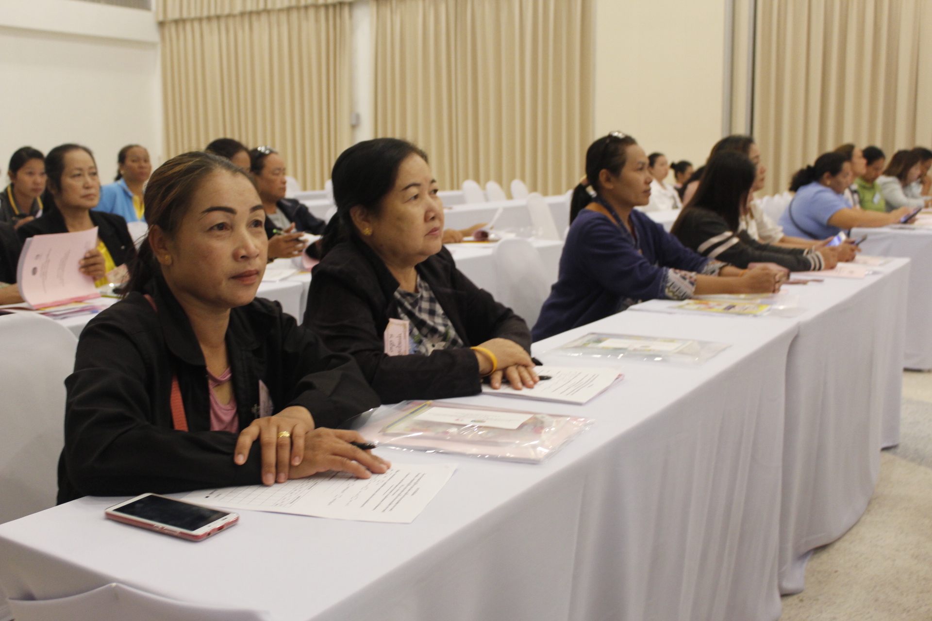 หนองคาย ดำเนินโครงการประชุมเชิงปฏิบัติการบริหารจัดการหนี้ค้างชำระ กองทุนพัฒนาบทบาทสตรี