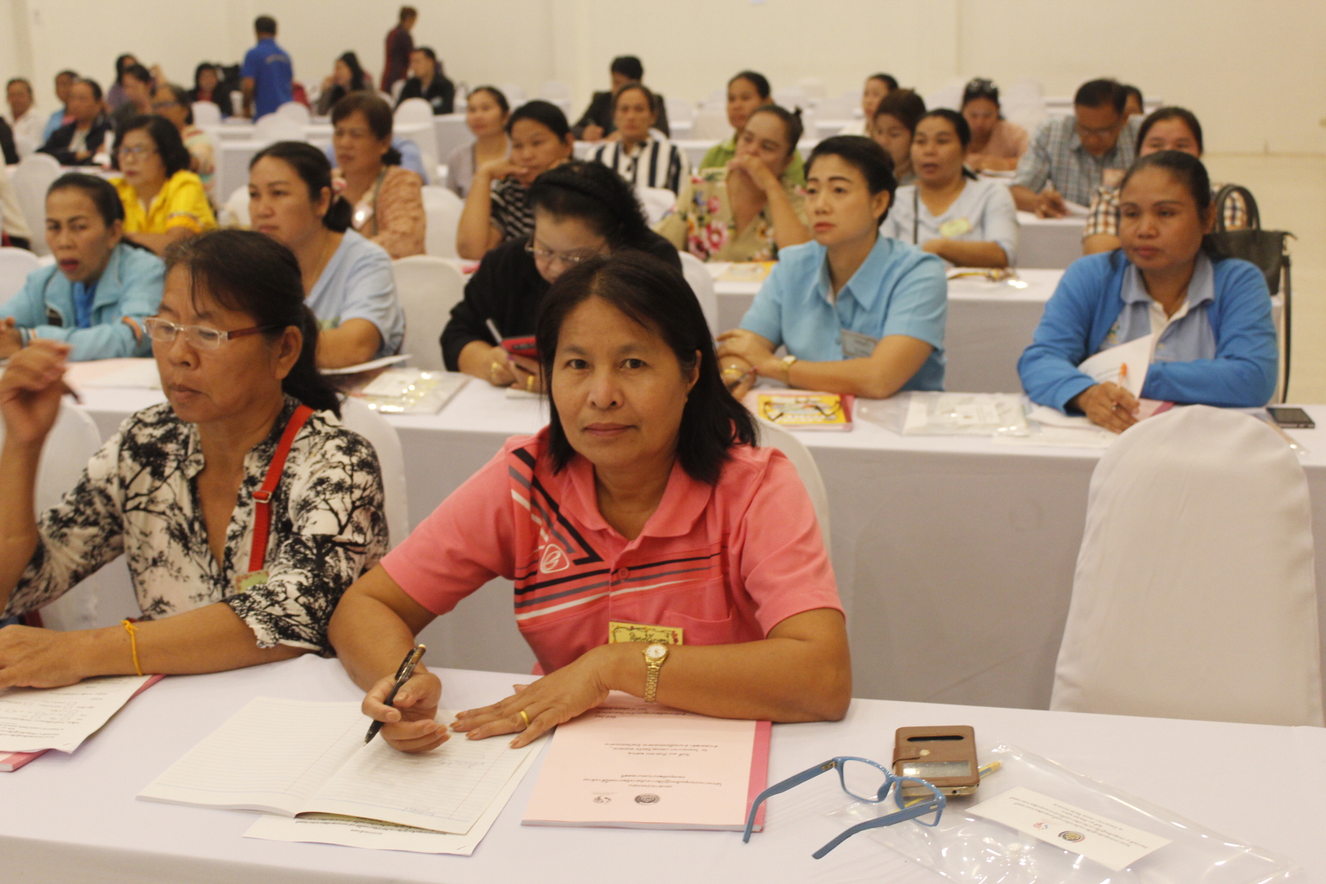 หนองคาย ดำเนินโครงการประชุมเชิงปฏิบัติการบริหารจัดการหนี้ค้างชำระ กองทุนพัฒนาบทบาทสตรี