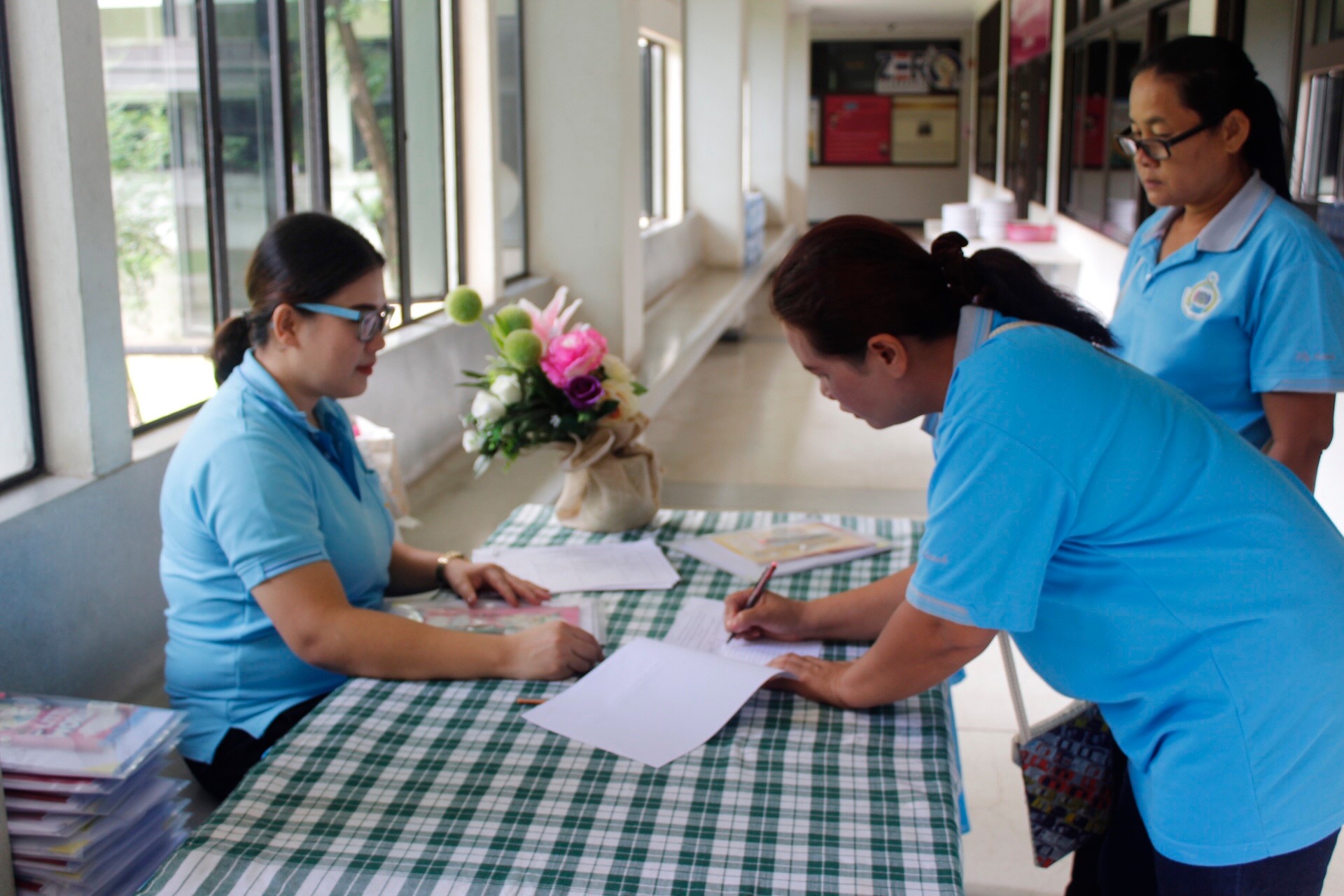 หนองคาย….ประชุมเชิงปฏิบัติการ การจัดการความรู้เครือข่ายอาชีพสมาชิกกองทุนพัฒนาบทบาทสตรี