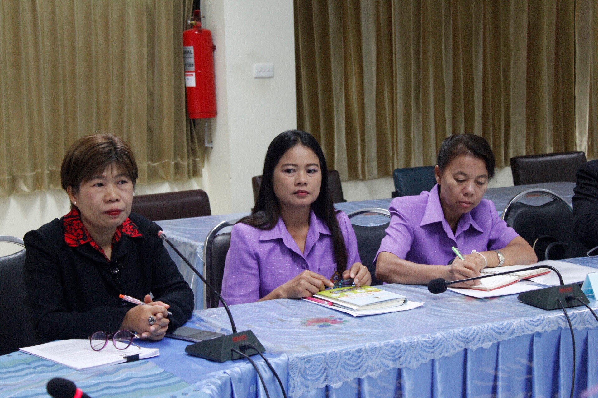 หนองคาย….ประชุมเชิงปฏิบัติการ การจัดการความรู้เครือข่ายอาชีพสมาชิกกองทุนพัฒนาบทบาทสตรี