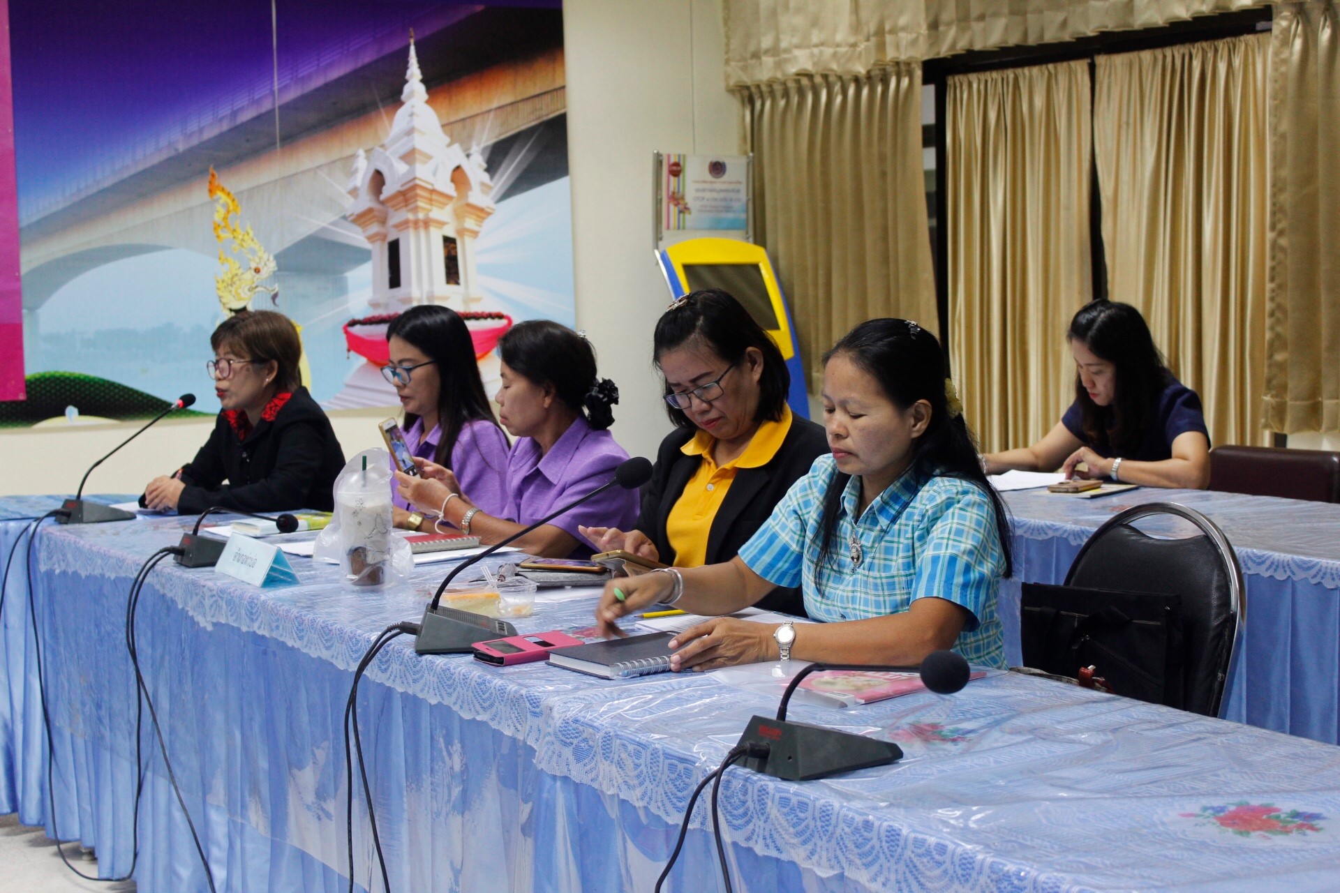 หนองคาย….ประชุมเชิงปฏิบัติการ การจัดการความรู้เครือข่ายอาชีพสมาชิกกองทุนพัฒนาบทบาทสตรี