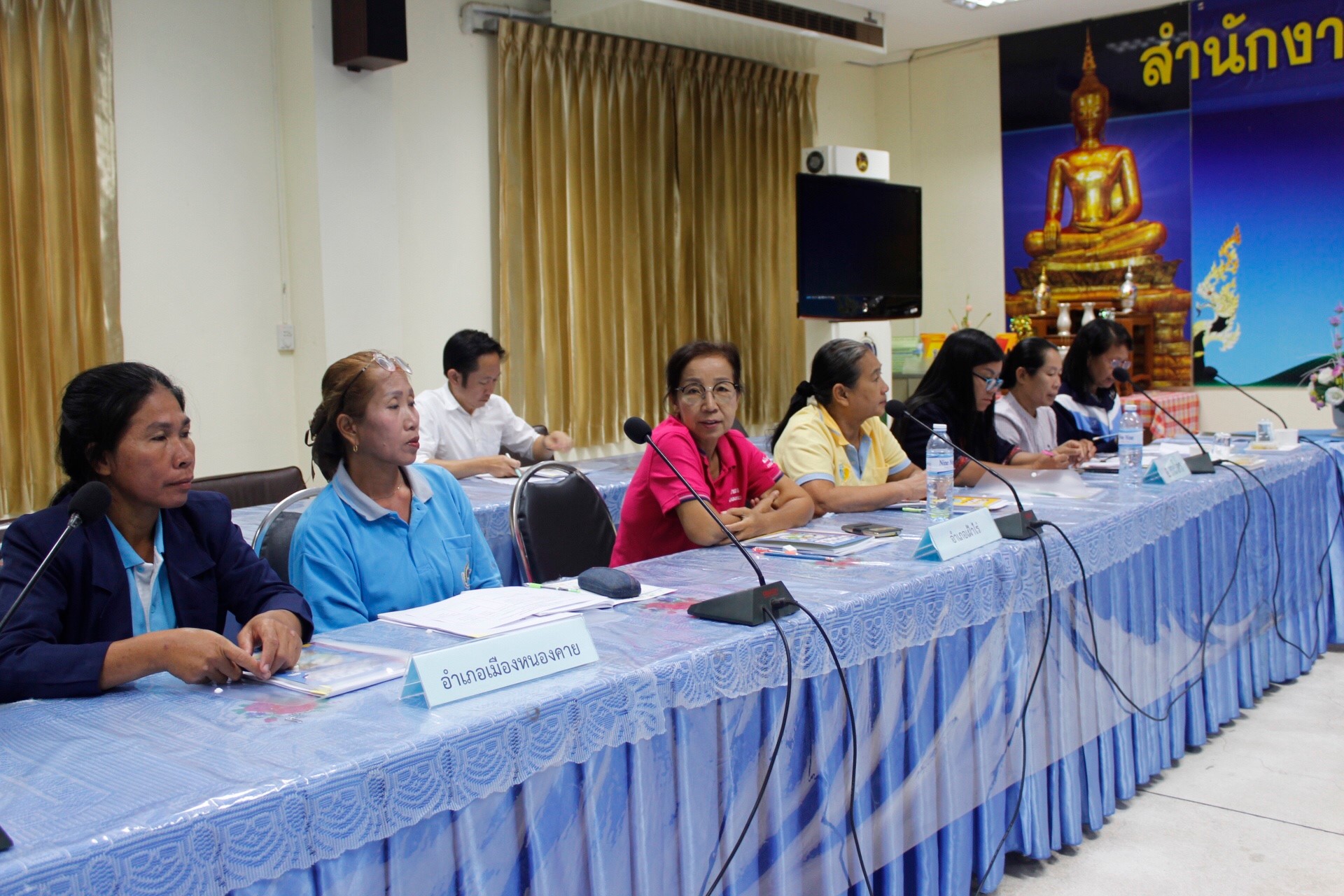 หนองคาย….ประชุมเชิงปฏิบัติการ การจัดการความรู้เครือข่ายอาชีพสมาชิกกองทุนพัฒนาบทบาทสตรี