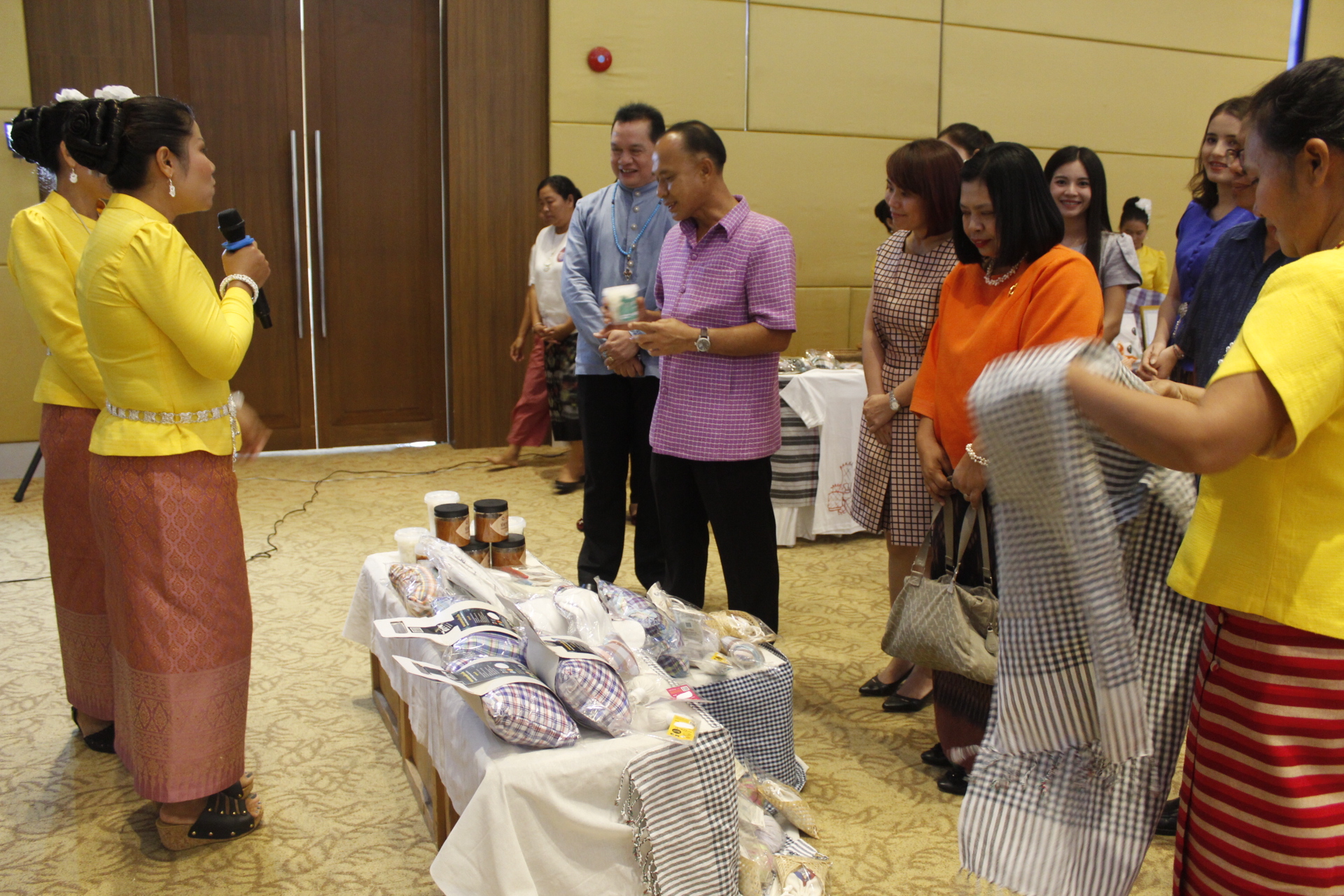 หนองคาย…แถลงข่าวการจัดงาน“40 ชุมชนน่าเที่ยว OTOP นวัตวิถี ริมฝั่งโขง ณ หนองคาย”