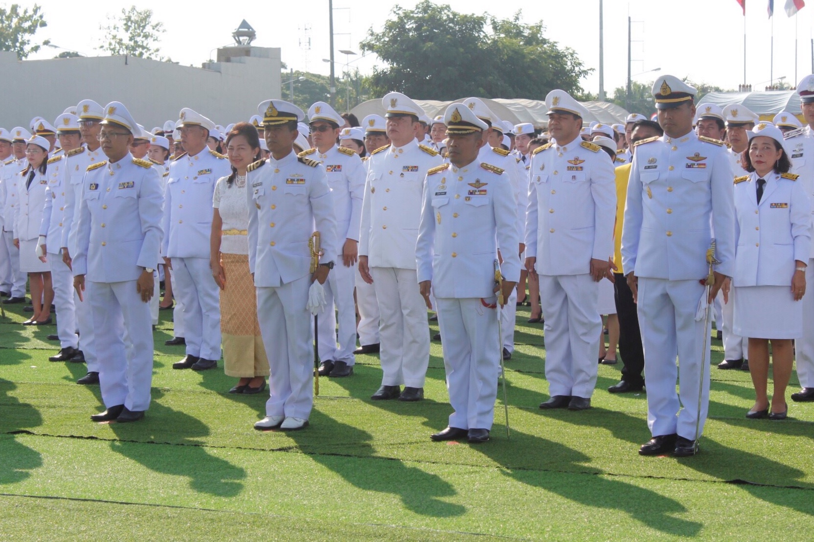 พช.หนองคาย ร่วมพิธีวางพวงมาลาและถวายบังคม เนื่องในวันคล้ายวันสวรรคต พระบาทสมเด็จพระปรมินทรมหาภูมิพลอดุลยเดช บรมนาถบพิตร
