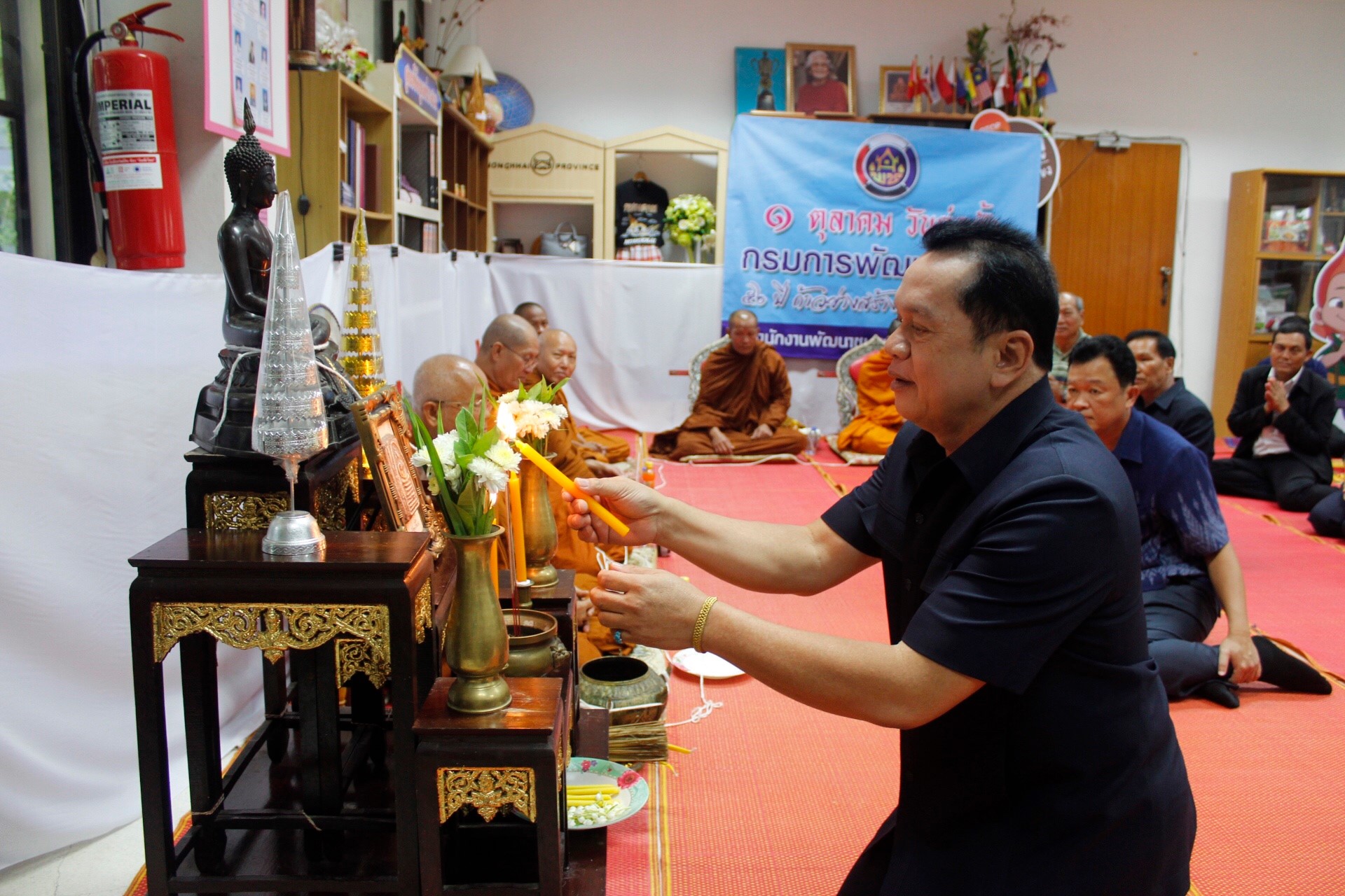 พช.หนองคาย ทำบุญเนื่องในวันคล้ายวันก่อตั้งกรมการพัฒนาชุมชน ครบรอบ 56 ปี