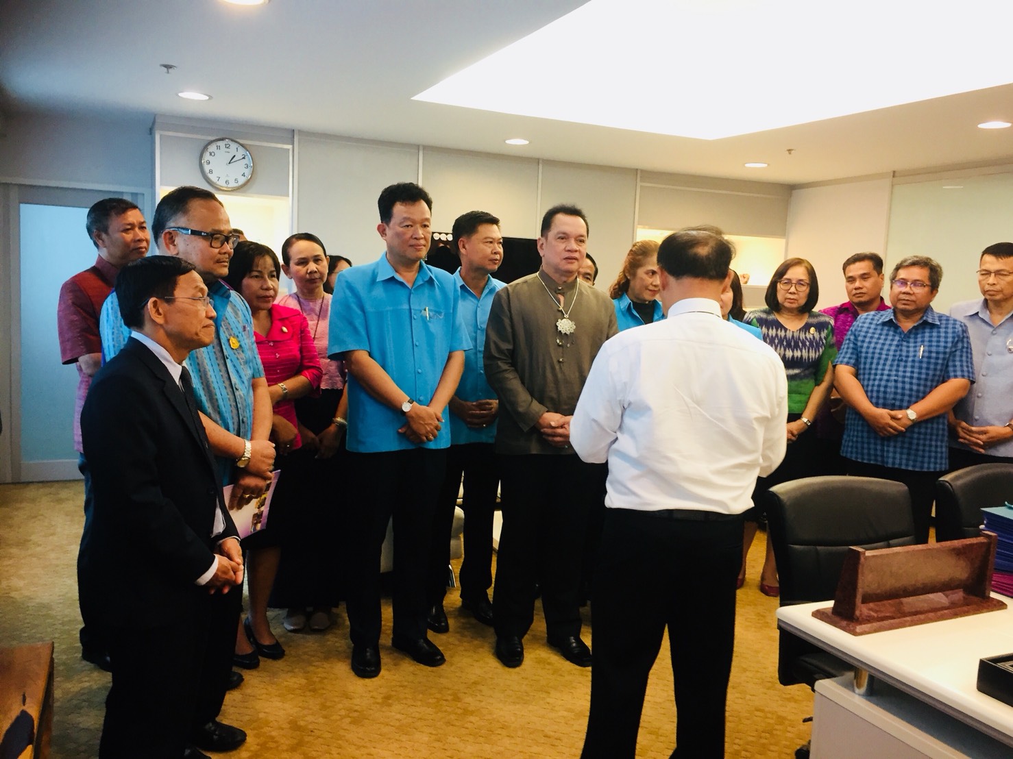 พช.หนองคาย คารวะ อพช.คนใหม่ “ท่านนิสิต จันทร์สมวงศ์