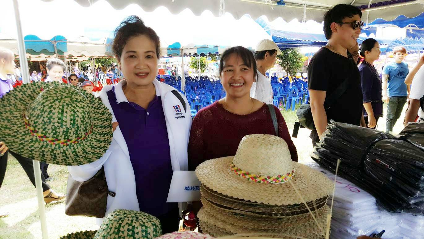 พช.หนองคาย ร่วมมหกรรม “รวมพล คนกองทุนหมู่บ้านจังหวัดหนองคาย”