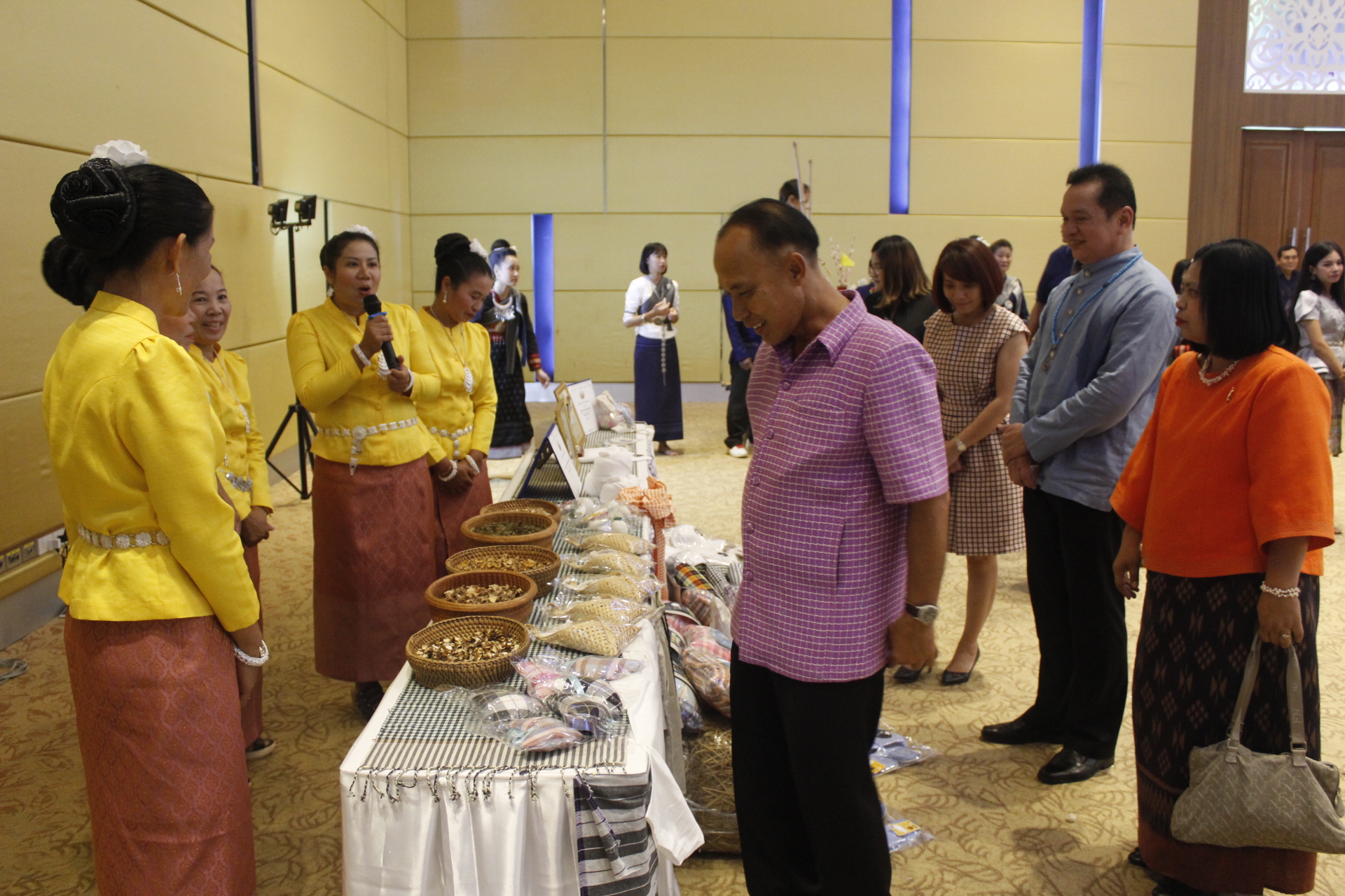 หนองคาย…แถลงข่าวการจัดงาน“40 ชุมชนน่าเที่ยว OTOP นวัตวิถี ริมฝั่งโขง ณ หนองคาย”