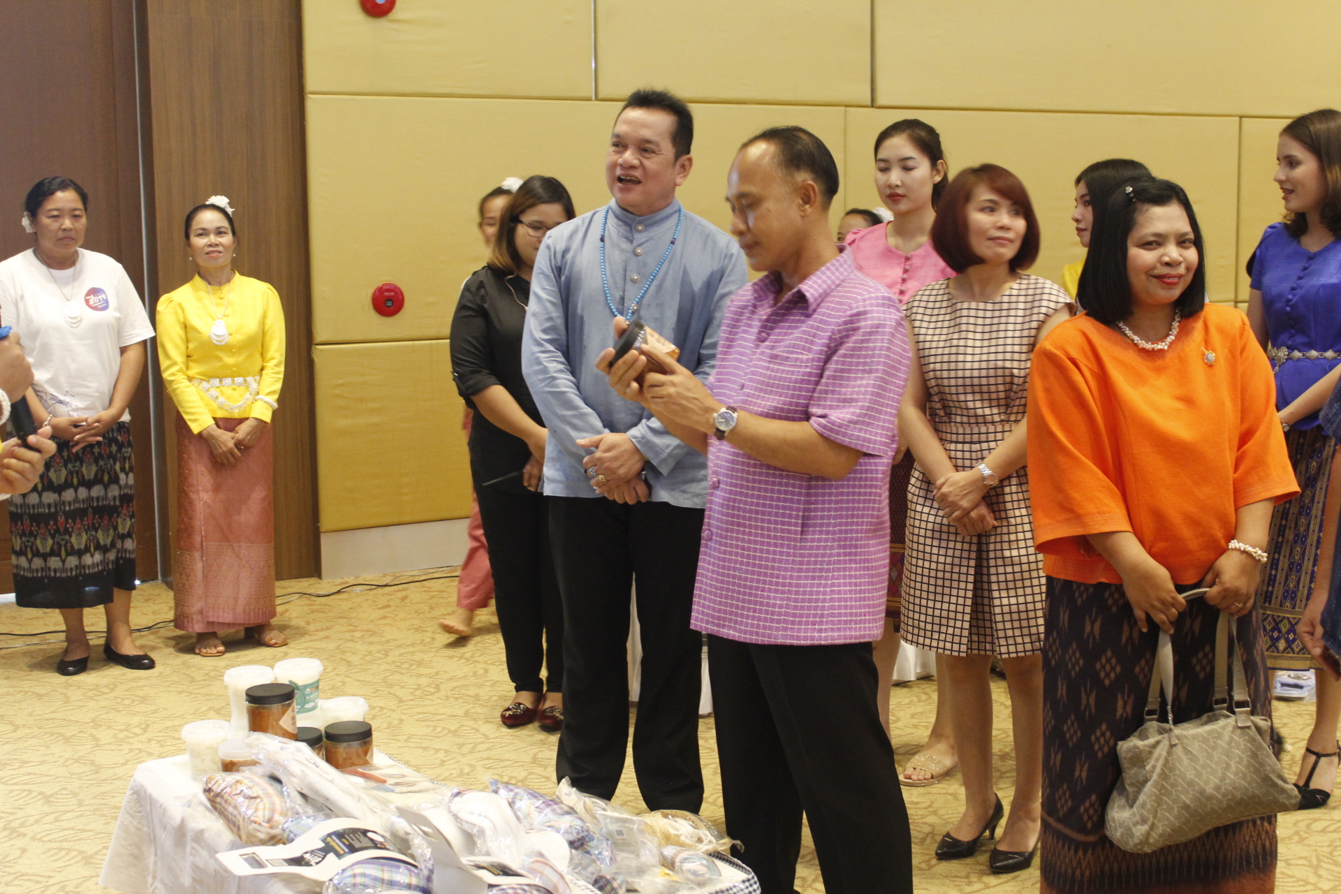 หนองคาย…แถลงข่าวการจัดงาน“40 ชุมชนน่าเที่ยว OTOP นวัตวิถี ริมฝั่งโขง ณ หนองคาย”