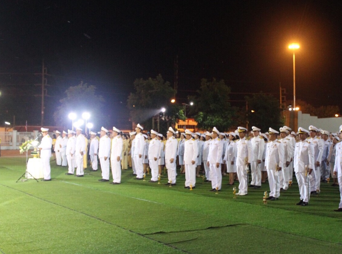พช.หนองคาย ร่วมพิธีในพิธีถวายบังคมและจุดเทียนเพื่อน้อมรำลึกในพระมหากรุณาธิคุณ พระบาทสมเด็จพระปรมินทรมหาภูมิพลอดุลยเดช บรมนาถบพิตร ♦️