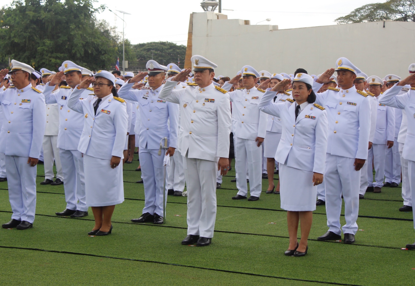 พช.หนองคาย ร่วมพิธีวางพวงมาลาและถวายบังคม วันปิยมหาราช ปี 2561