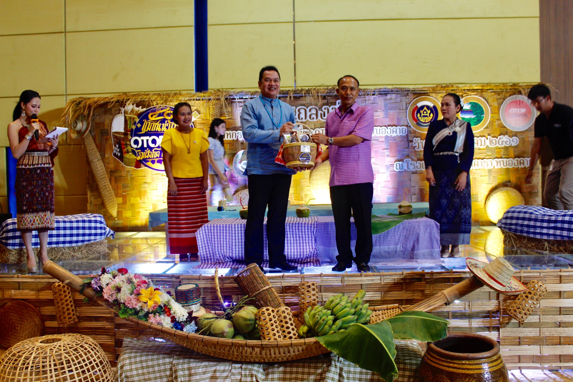 หนองคาย…แถลงข่าวการจัดงาน“40 ชุมชนน่าเที่ยว OTOP นวัตวิถี ริมฝั่งโขง ณ หนองคาย”