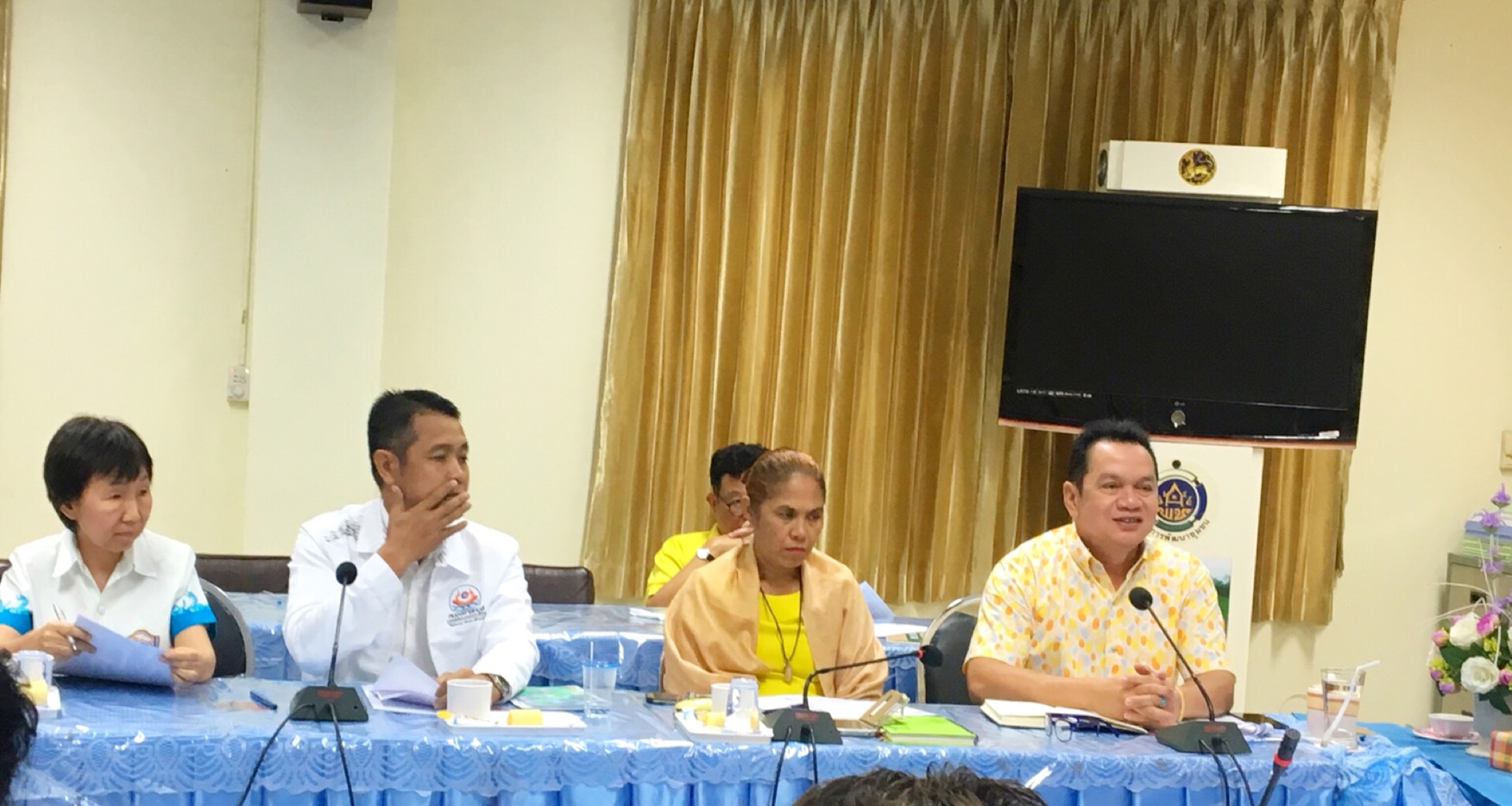 หนองคาย..ประชุมคณะทำงานศึกษารูปแบบการบริหารจัดการศูนย์นวัตกรรมและกระจายสินค้า OTOP จังหวัดหนองคาย ครั้งที่ 3/2561