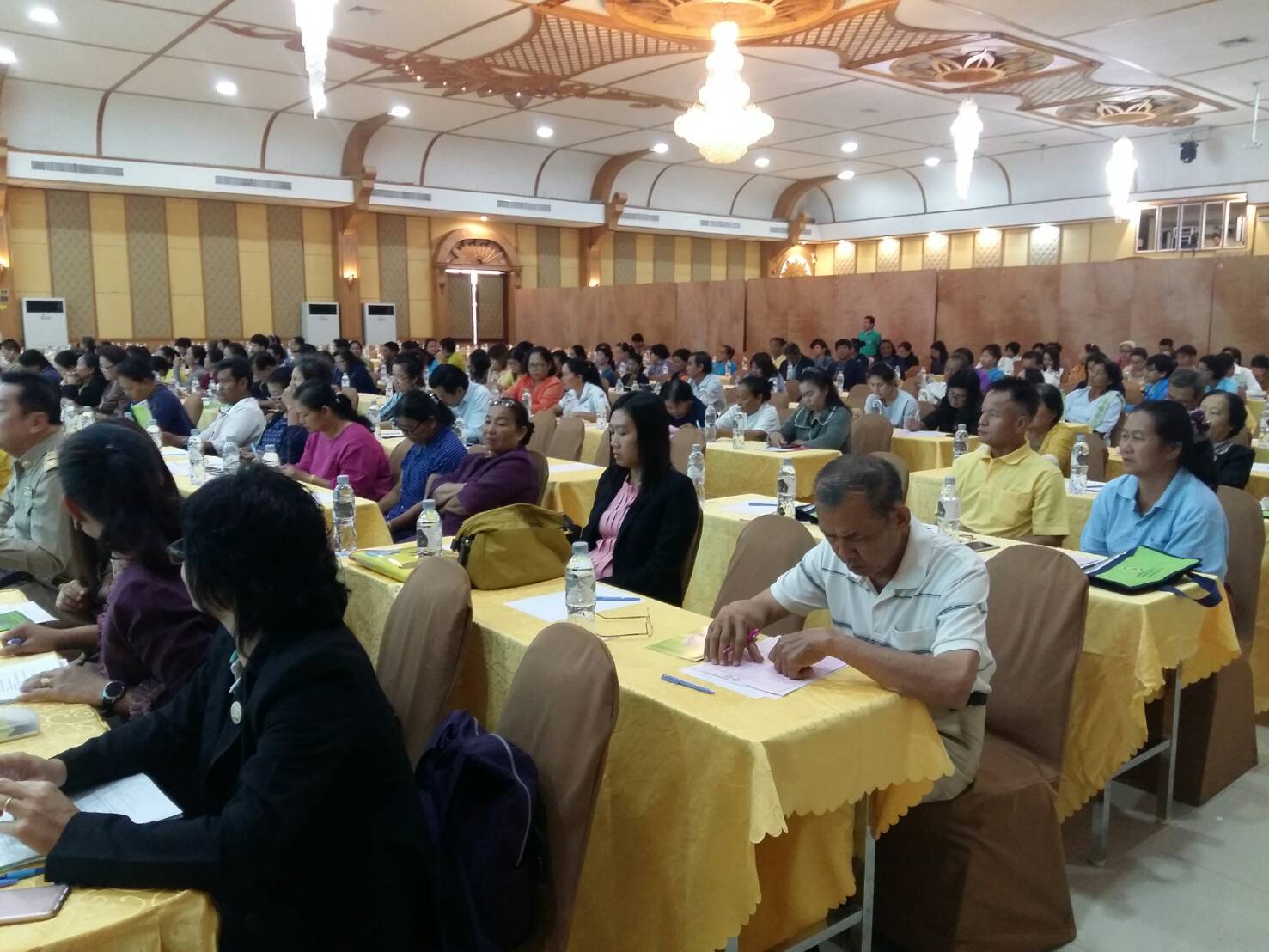 พจ.หนองคาย ร่วมเป็นเกียรติเปิดการสัมมนาเชิงปฏิบัติการ เรื่อง”การส่งเสริมศักยภาพผู้ประกอบการ OTOP วิสาหกิจขนาดกลางและขนาดย่อมวิสาหกิจชุมชนเพื่อสร้างความสามารถในการแข่งขันของประเทศ”