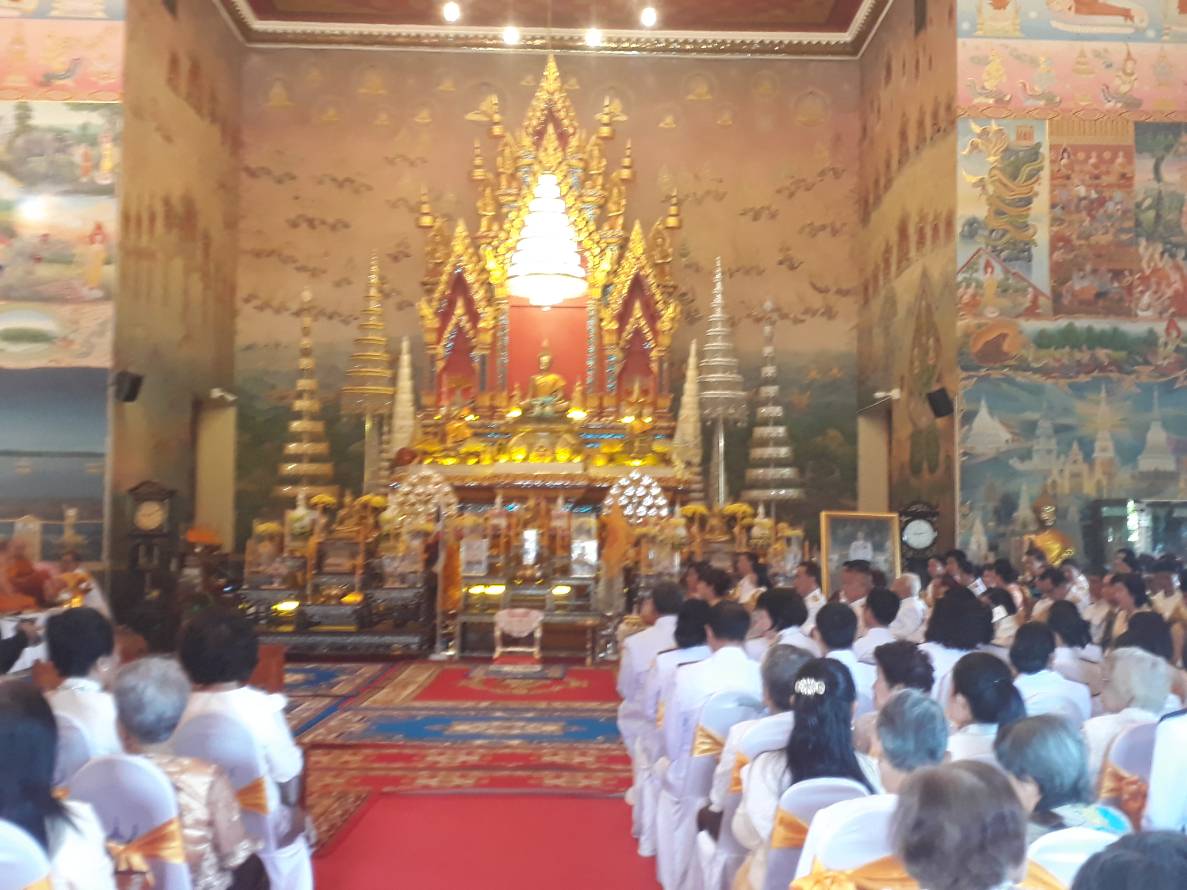 จ.หนองคาย เชิญผ้าพระกฐินพระราชทาน สมเด็จพระเจ้าอยู่หัวมหาวชิราลงกรณ บดินทรเทพยวรางกูร ทอดถวายพระสงฆ์ที่จำพรรษาถ้วนไตรมาส ณ วัดโพธิ์ชัย (พระอารามหลวง)