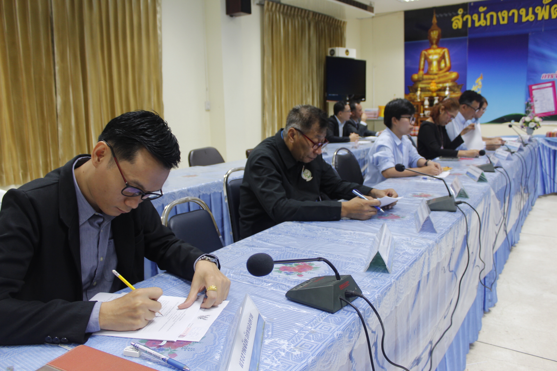 จังหวัดหนองคาย ประชุมคณะทำงานบริหารการจัดเก็บข้อมูลเพื่อการพัฒนาชุมชน