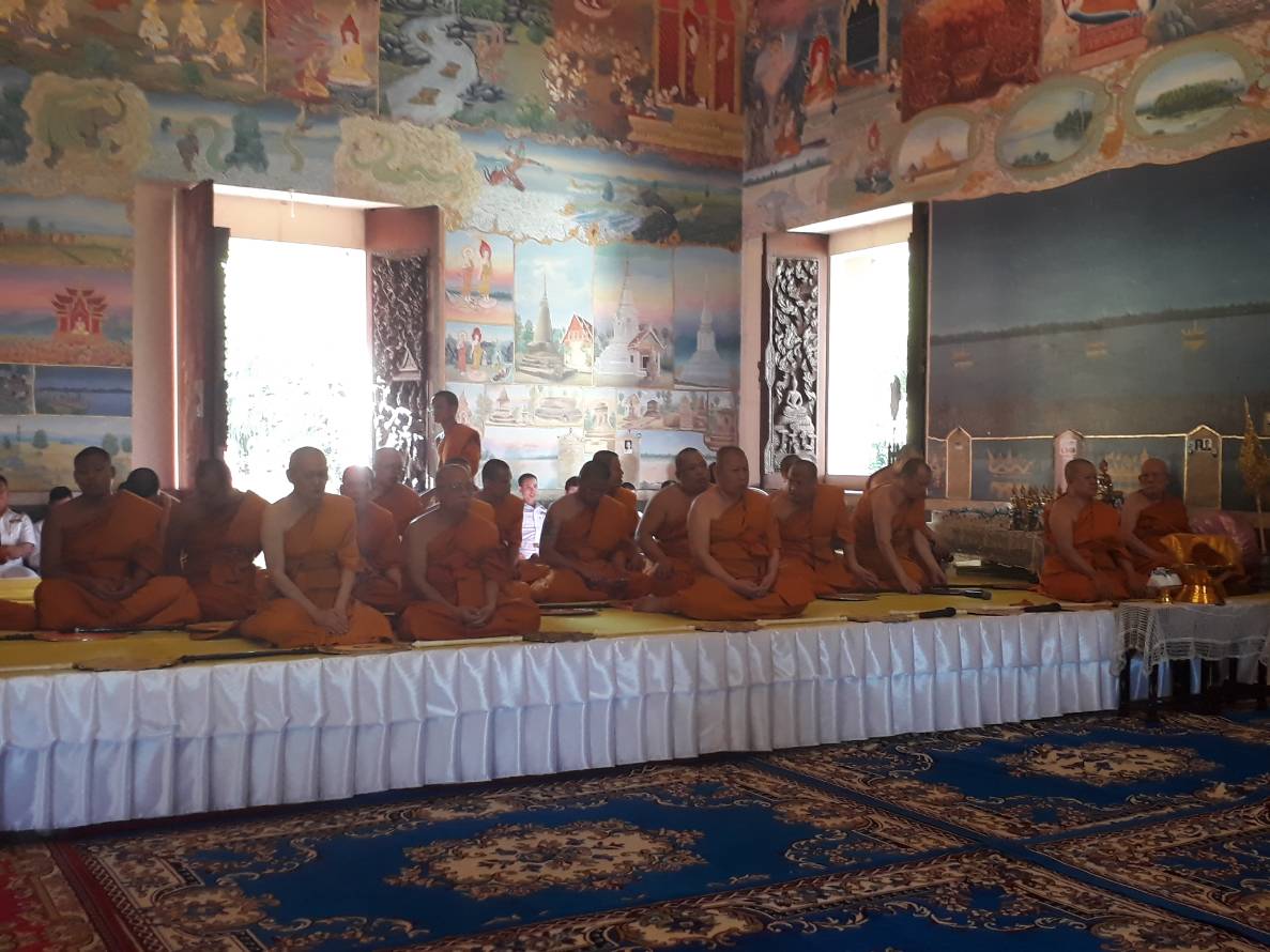 จ.หนองคาย เชิญผ้าพระกฐินพระราชทาน สมเด็จพระเจ้าอยู่หัวมหาวชิราลงกรณ บดินทรเทพยวรางกูร ทอดถวายพระสงฆ์ที่จำพรรษาถ้วนไตรมาส ณ วัดโพธิ์ชัย (พระอารามหลวง)