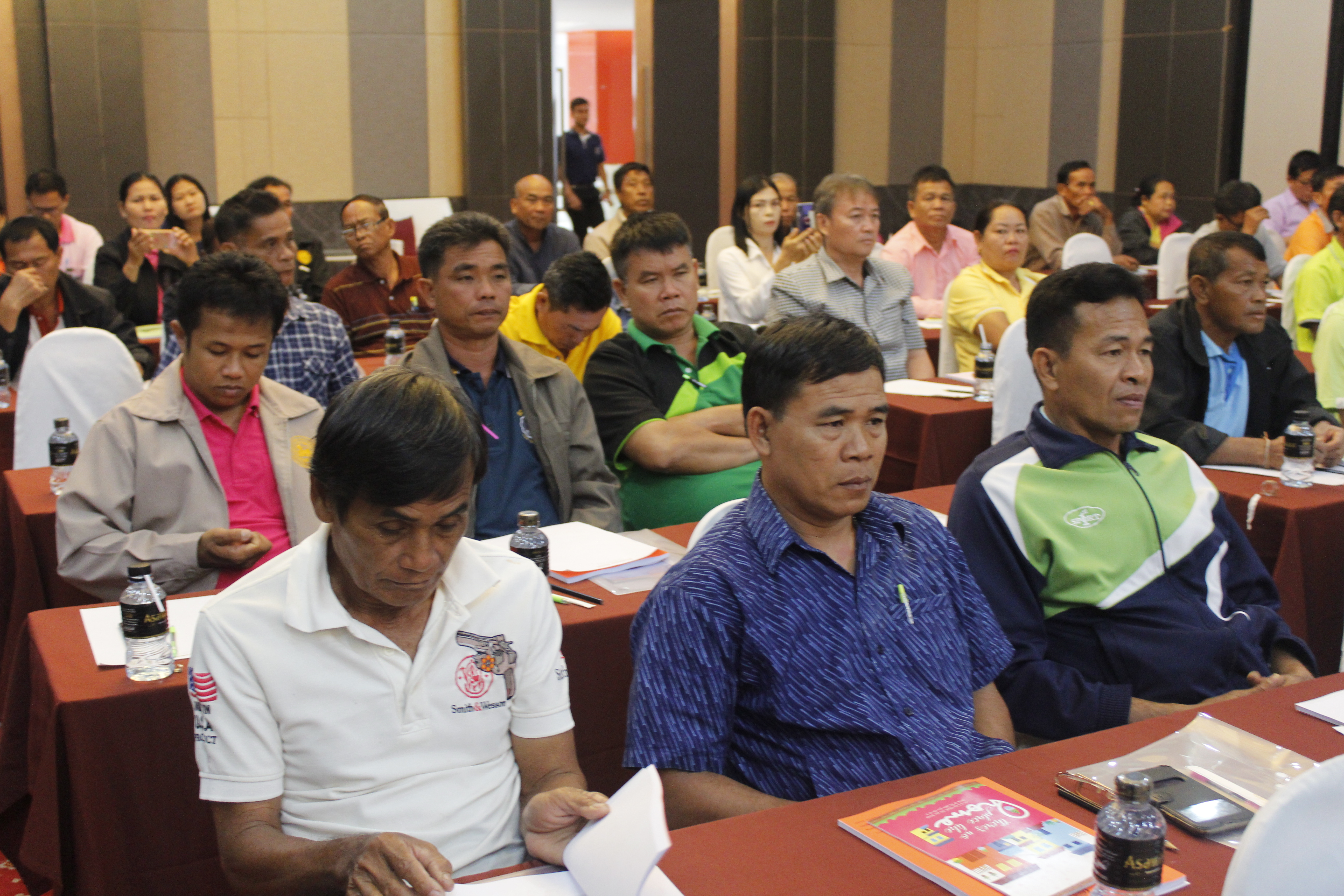 พช.หนองคาย…ดำเนินโครงการอบรมแกนนำพัฒนาหมู่บ้านเศรษฐกิจพอเพียง