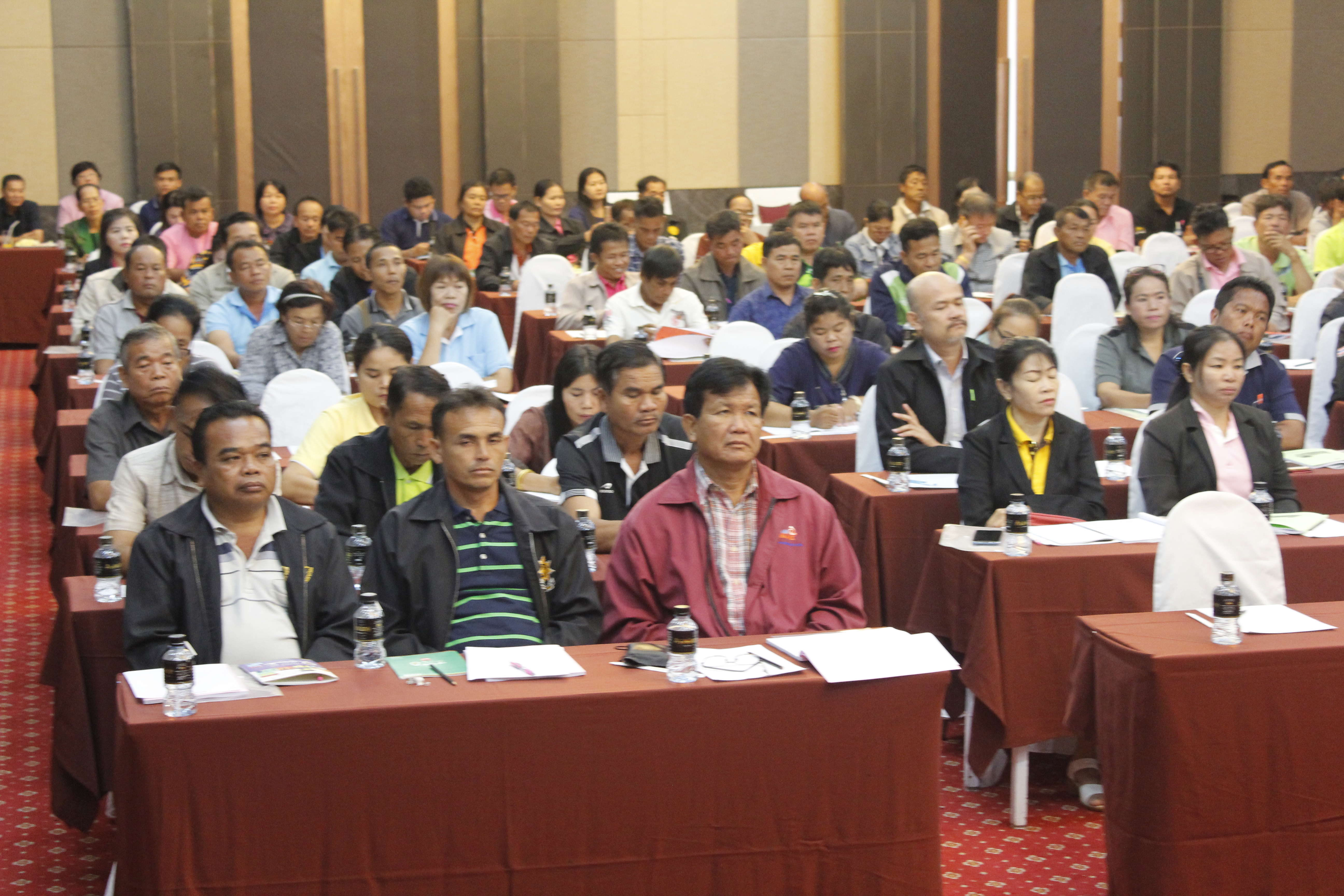 พช.หนองคาย…ดำเนินโครงการอบรมแกนนำพัฒนาหมู่บ้านเศรษฐกิจพอเพียง