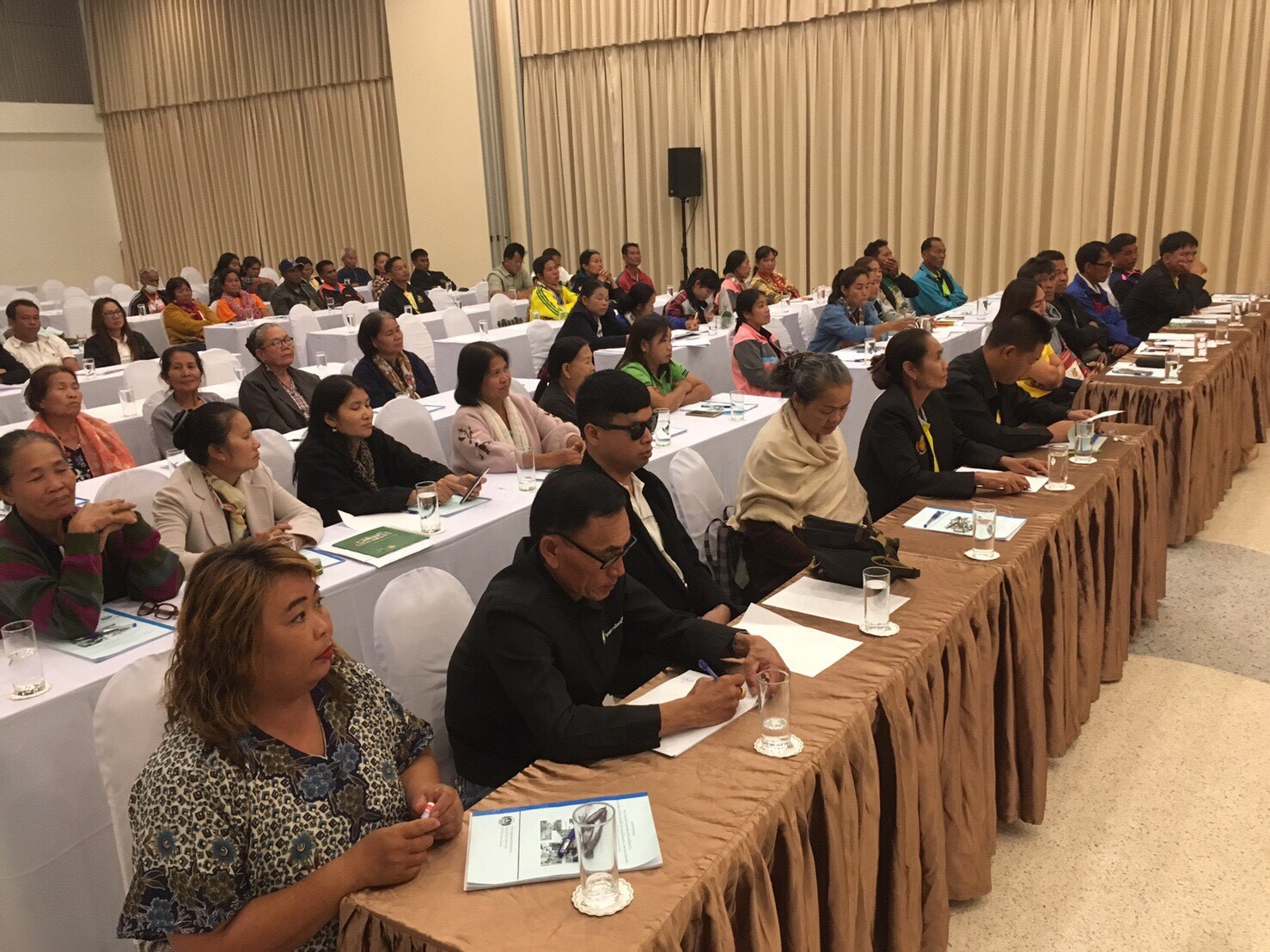 สำนักงานพัฒนาชุมชนจังหวัดหนองคาย ดำเนินโครงการยกระดับการท่องเที่ยวเชิงประเพณีวัฒนธรรม (ภาคตะวันออกเฉียงเหนือ) กิจกรรมย่อย การประชุมเชิงปฏิบัติการถ่ายทอดประสบการณ์และทดสอบโปรแกรมการท่องเที่ยวของผู้ประกอบการ