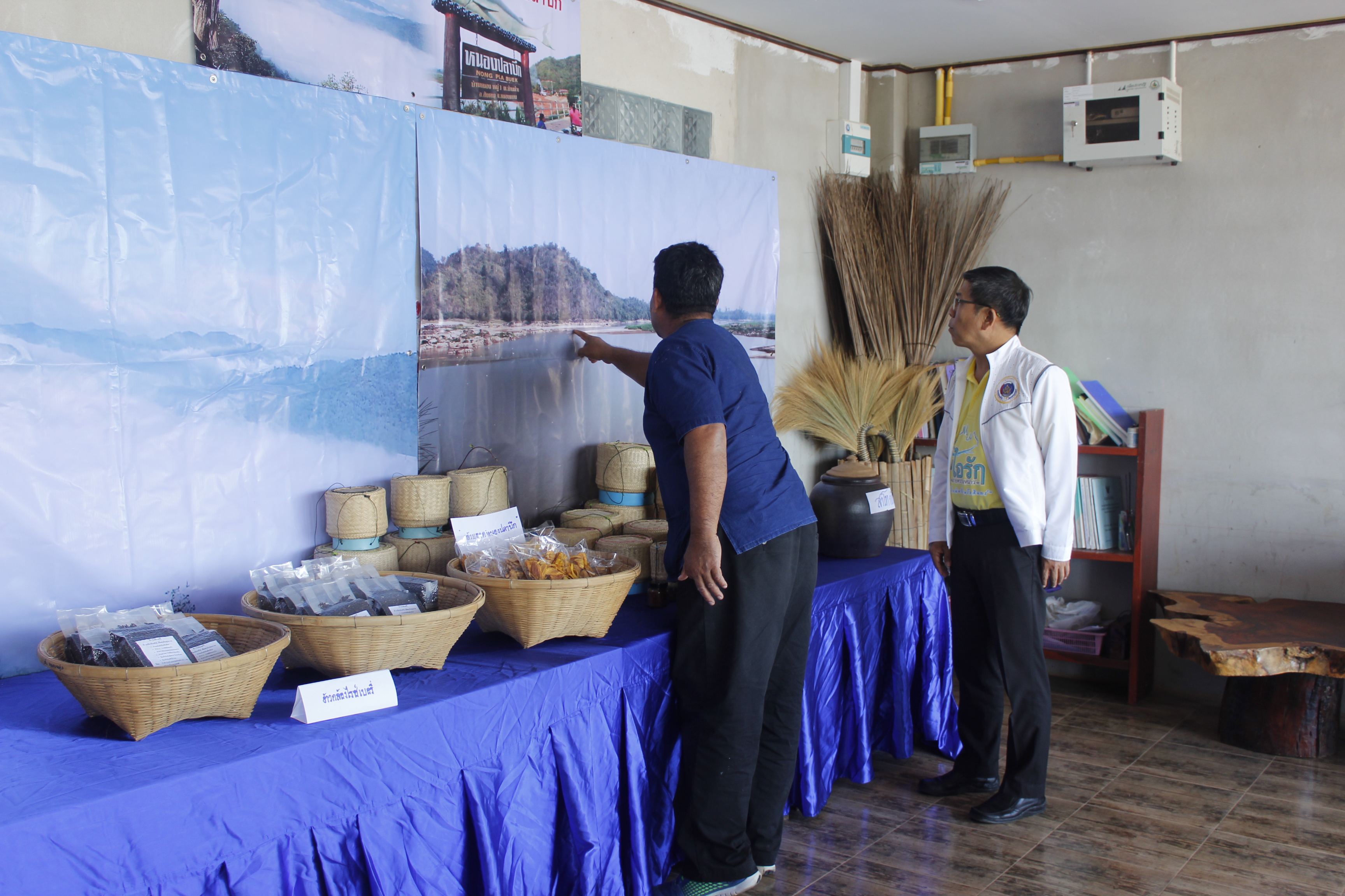 ผู้ตรวจราชการกรมฯ เยี่ยมหมู่บ้านท่องเที่ยว อำเภอสังคม