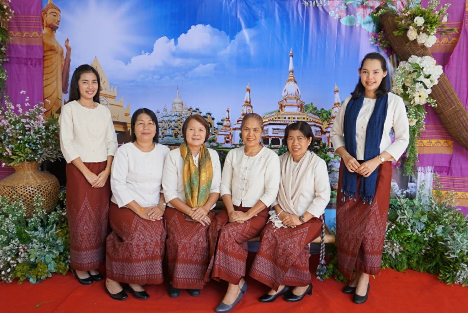 พัฒนาการจังหวัดหนองคาย พร้อมด้วย หัวหน้ากลุ่ม/หัวหน้าฝ่าย พัฒนาการอำเภอและนักวิชาการจังหวัดเข้าร่วมการประชุมเชิงปฏิบัติการตรวจติดตามผลการดำเนินงานของหน่วยงานตรวจรับรายไตรมาสครั้งที่ 1 /2562