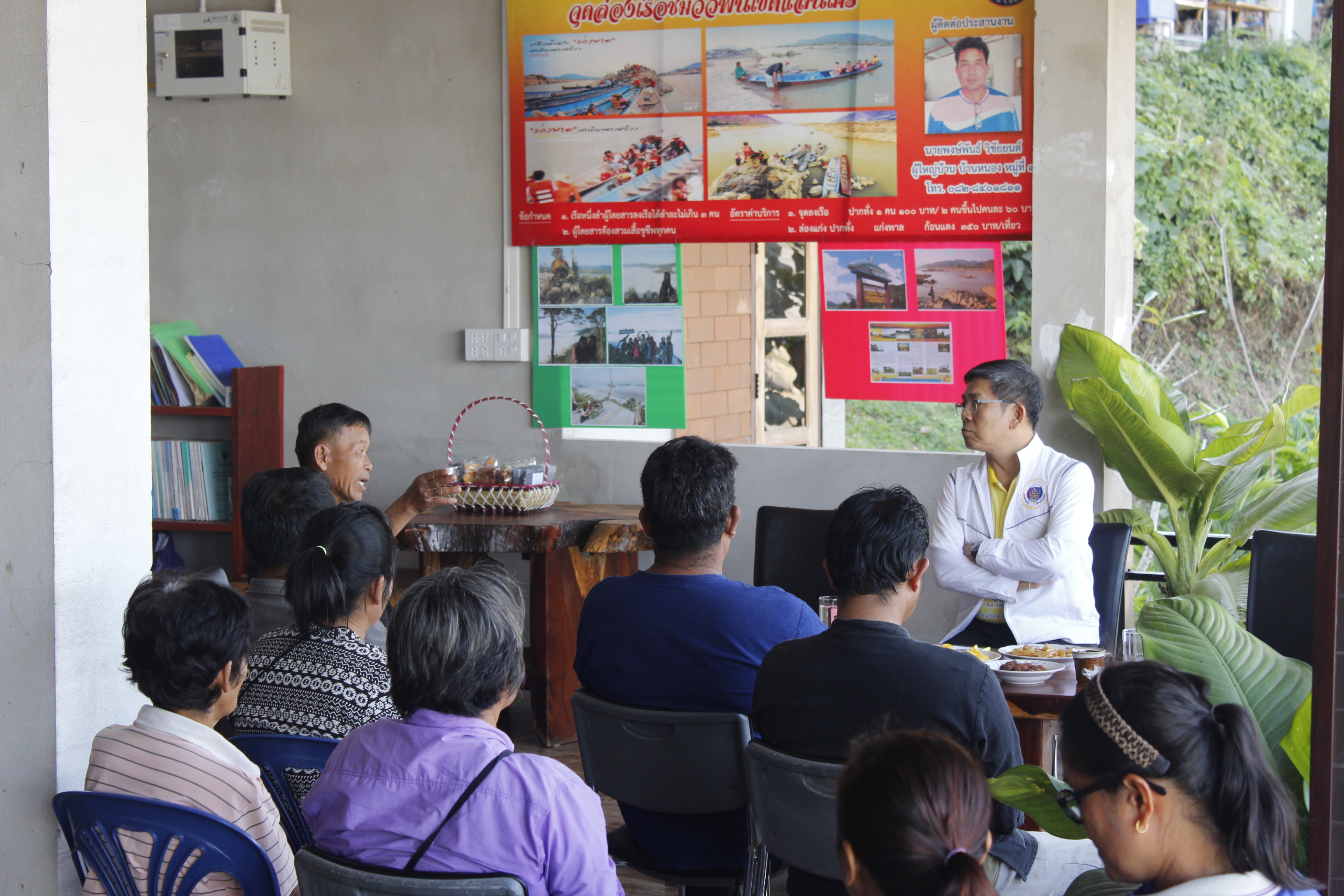 ผู้ตรวจราชการกรมฯ เยี่ยมหมู่บ้านท่องเที่ยว อำเภอสังคม