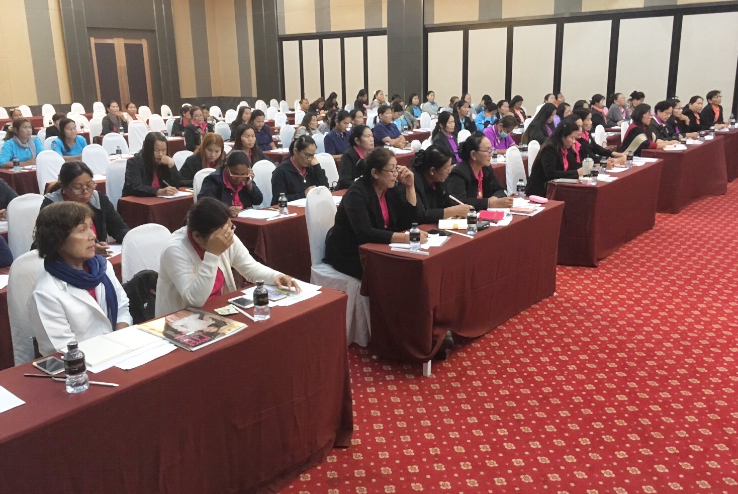 หนองคาย จัดโครงการประชุมเชิงปฏิบัติการคณะทำงานขับเคลื่อนกองทุนพัฒนาบทบาทสตรีตำบล/เทศบาลด้านการพัฒนาศักยภาพการบริหารจัดการ และพัฒนาคุณภาพชีวิต รุ่นที่ 3 ประจำปีงบประมาณ พ.ศ.2562