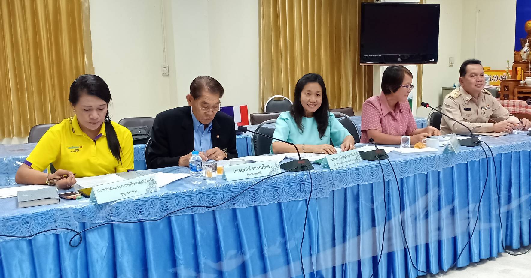 หนองคาย…ประชุมคณะอนุกรรมการบริหารกองทุนพัฒนาบทบาทสตรีระดับจังหวัด จังหวัดหนองคาย  ครั้งที่ 2/2562