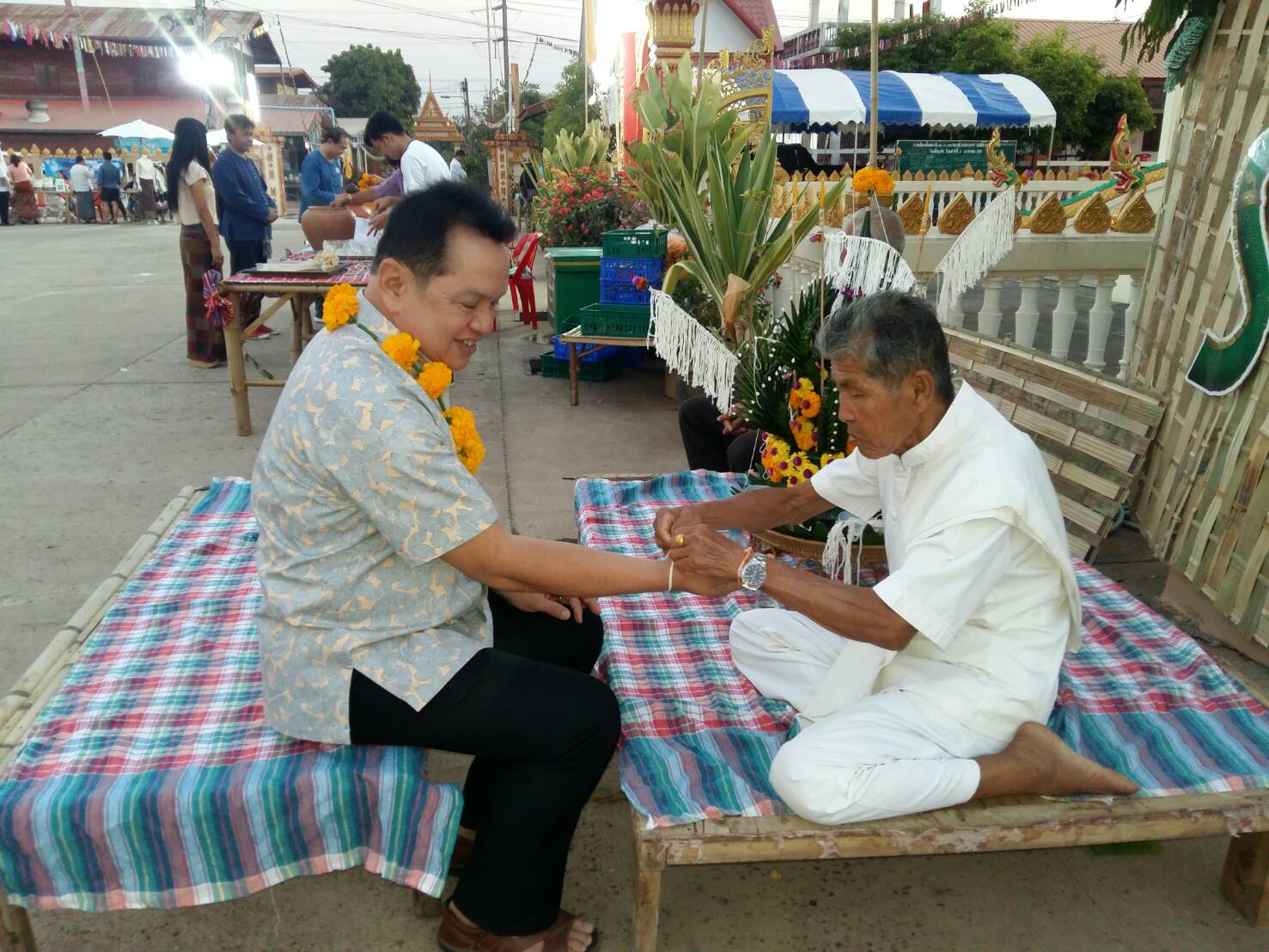 พัฒนาการจังหวัดหนองคาย ร่วมงาน เชฟชุมชน พายล บ้านเดื่อ อร่อยเหลือเชื่อ ปลาจุ่ม ครม.