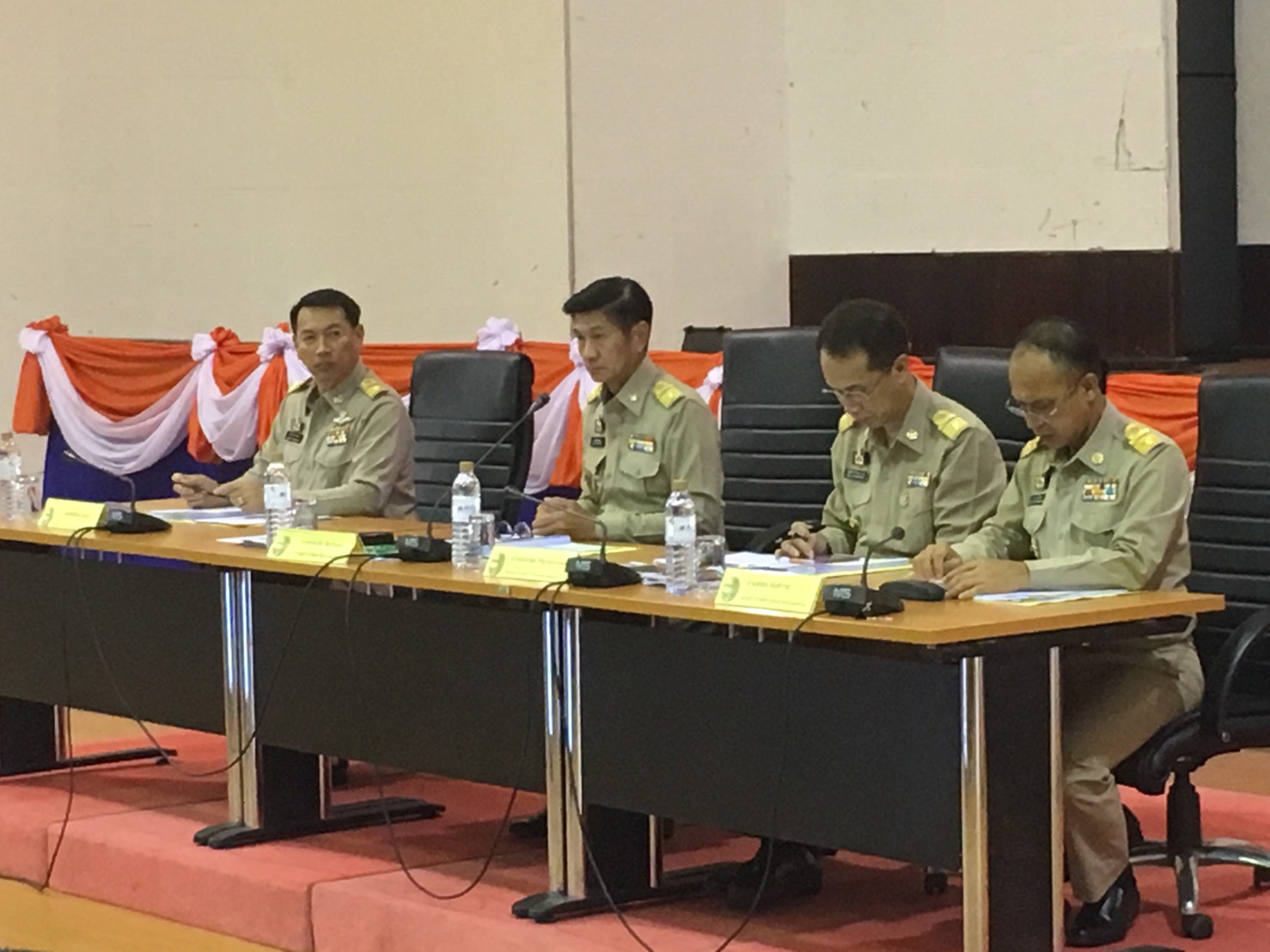 พจ.หนองคาย ร่วมประชุมนายอำเภอและหัวหน้าส่วนราชการสังกัดกระทรวงมหาดไทย และประชุมกรมการจังหวัดและหัวหน้าส่วนราชการจังหวัดหนองคาย ครั้งที่ 2/2562