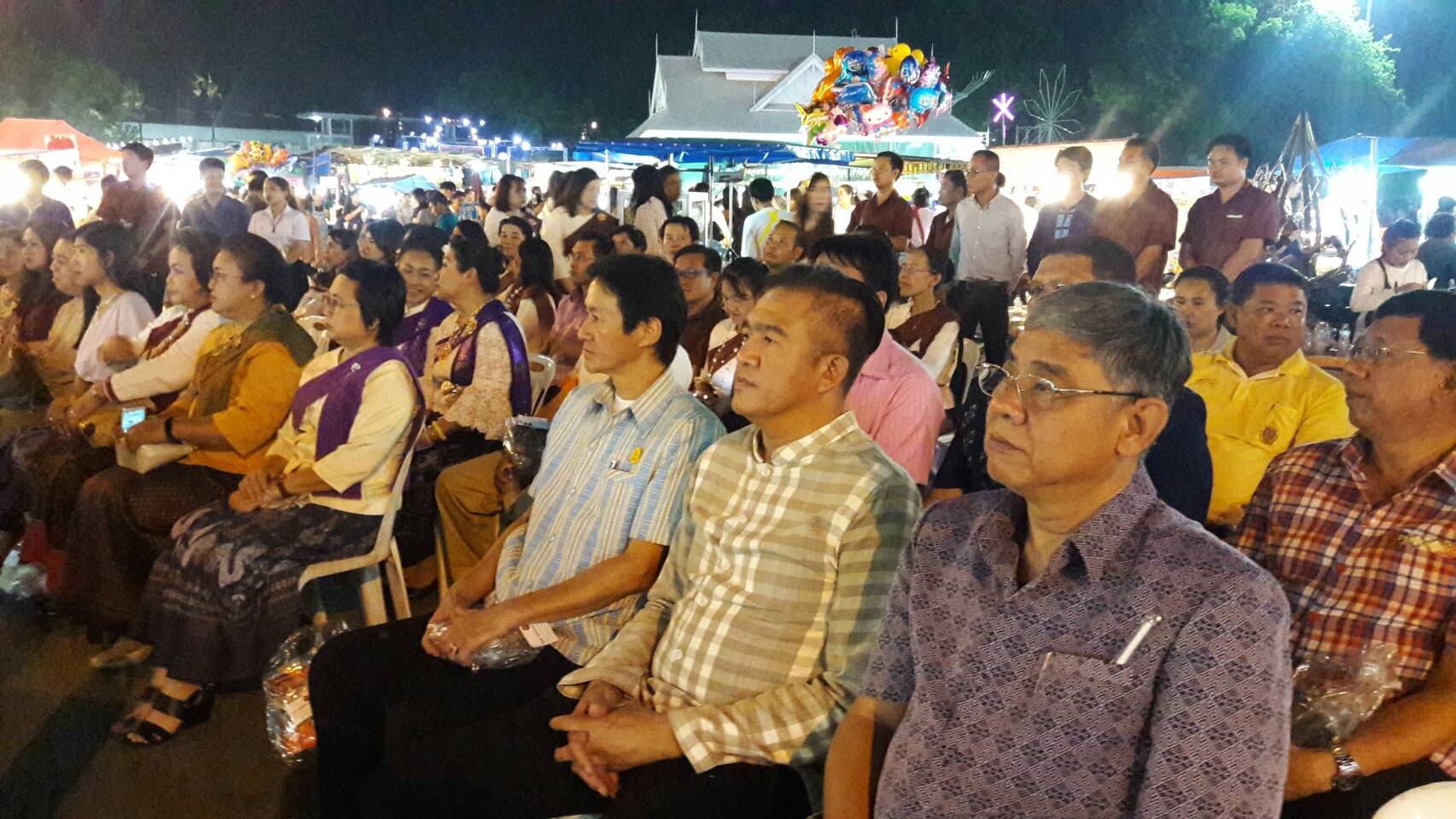 พช.หนองคาย จัดแสดงและจำหน่ายสินค้าตลาดประชารัฐ ของดีจังหวัดหนองคาย ปี 2562 ในงานฉลองอนุสาวรีย์ปราบฮ่อ ใต้ร่มพระบารมี 192 ปี เมืองหนองคาย และงานกาชาด ประจำปี 2562