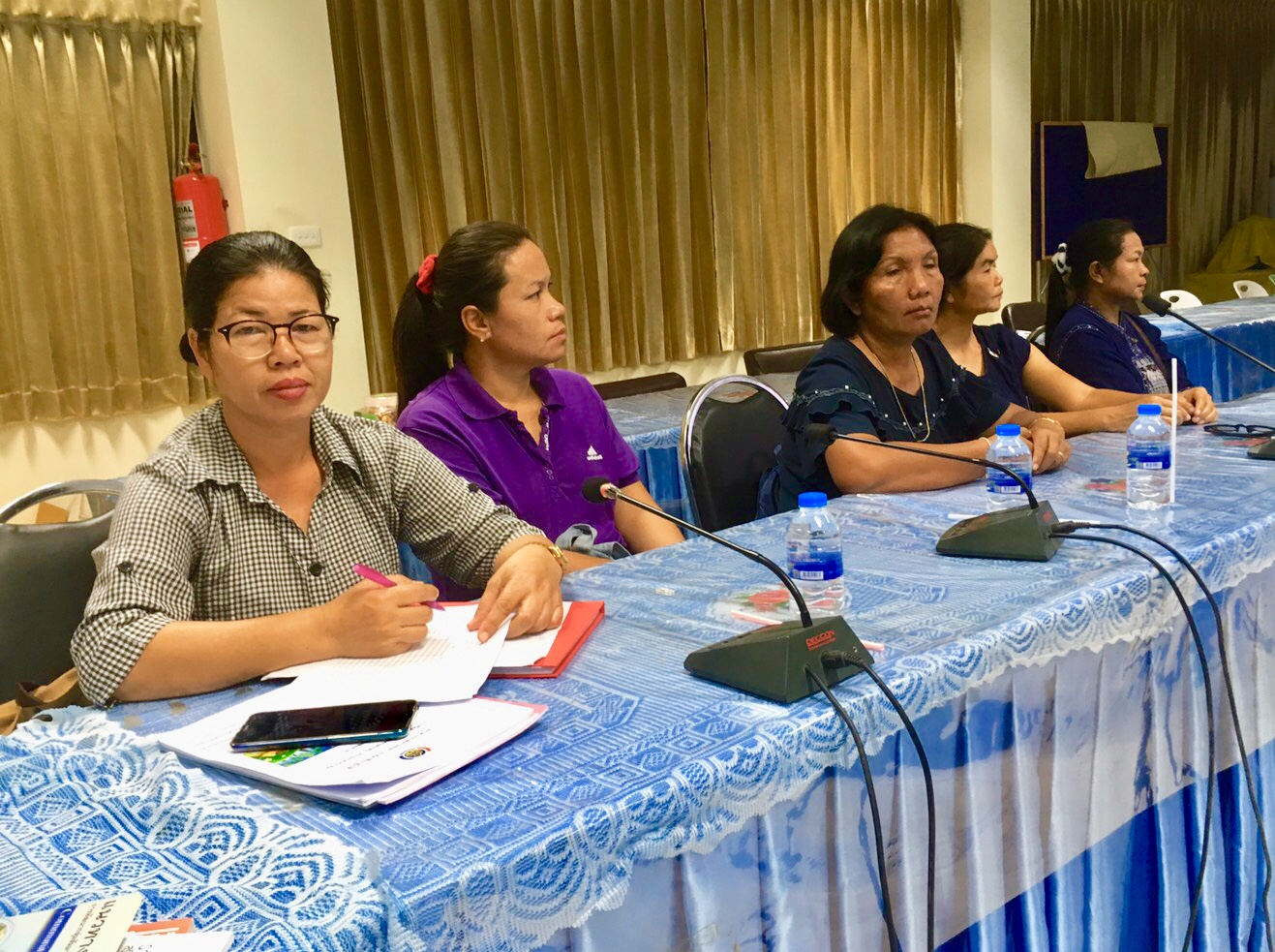 พช.หนองคาย นำกลุ่มอาชีพ รับฟังการประชุมถ่ายทอดให้ความรู้ การพัฒนาธุรกิจของกลุ่มอาชีพ สู่การเป็นผู้ประกอบการชุมชน (Community Entrepreneur: CE)