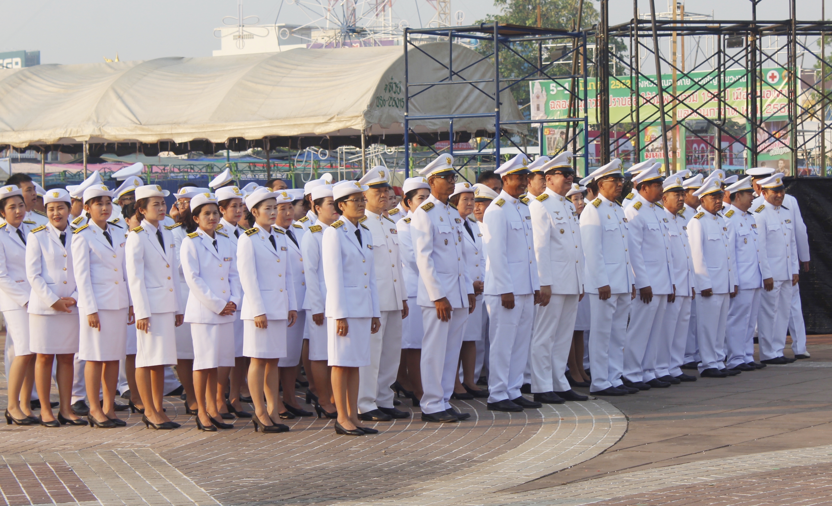 พช.หนองคาย ร่วมพิธีวางพวงมาลา สักการะสถูปอัฐิทหาร อนุสาวรีย์ปราบฮ่อ ในงานฉลองอนุสาวรีย์ปราบฮ่อ ใต้ร่มพระบารมี 192 ปี เมืองหนองคาย และงานกาชาด ประจำปี 2562