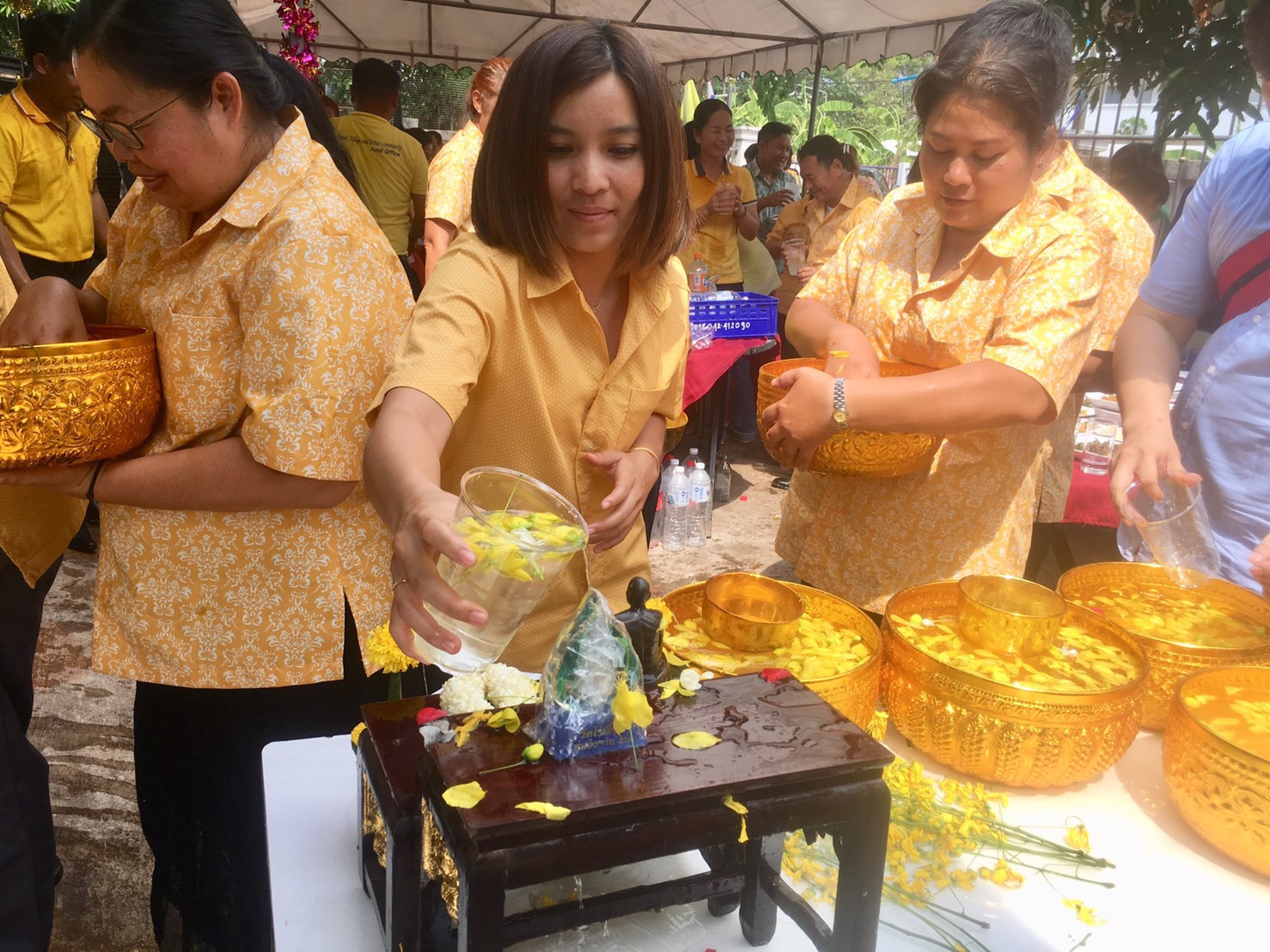 พช.หนองคาย จัดงาน”ตุ้มโฮมสืบสาน วัฒนธรรม ประเพณีสงกรานต์”