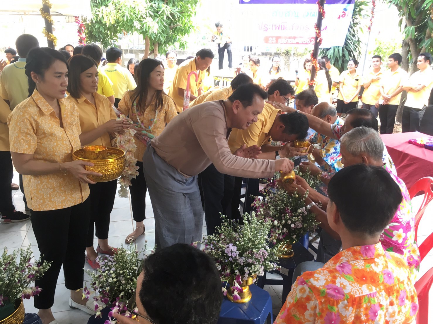 พช.หนองคาย จัดงาน”ตุ้มโฮมสืบสาน วัฒนธรรม ประเพณีสงกรานต์”