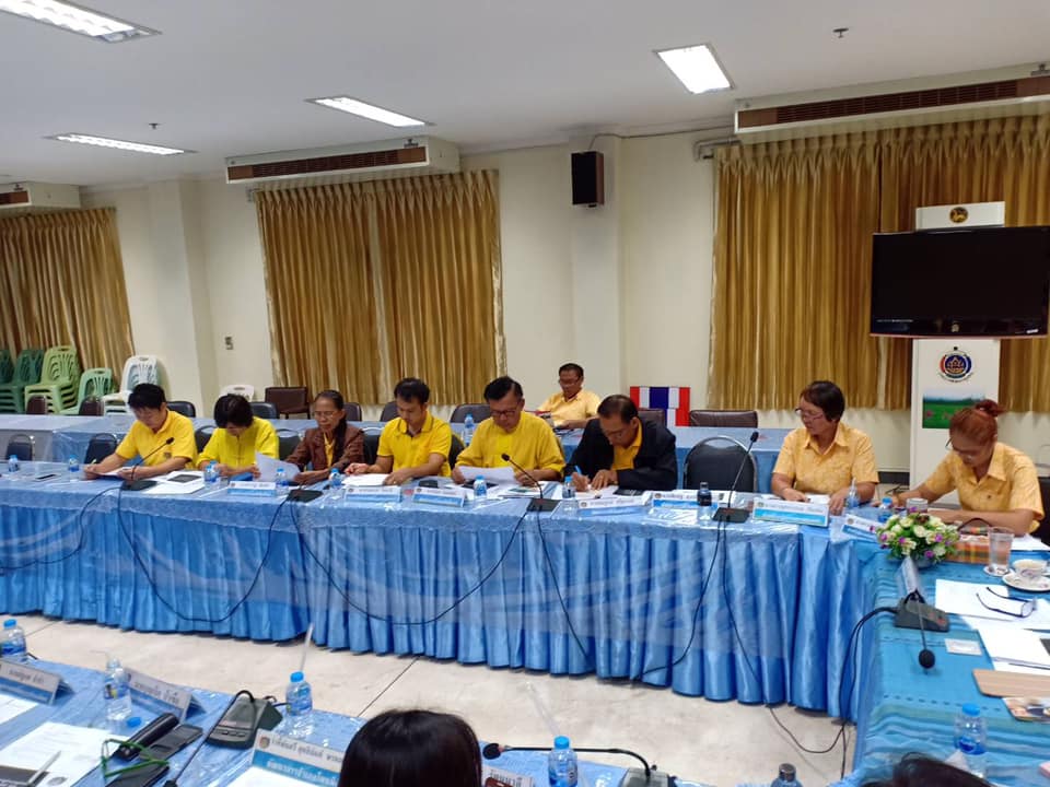 พช.หนองคาย ร่วมประชุม สร้างความเข้าใจโครงการพัฒนาหมู่บ้านเศรษฐกิจพอเพียง มั่นคง มั่งคั่ง ยั่งยืน เฉลิมพระเกียรติมหามงคล เนื่องในโอกาสพิธีบรมราชาภิเษก ผ่านระบบวีดีทัศน์ทางไกล (Video Conference)